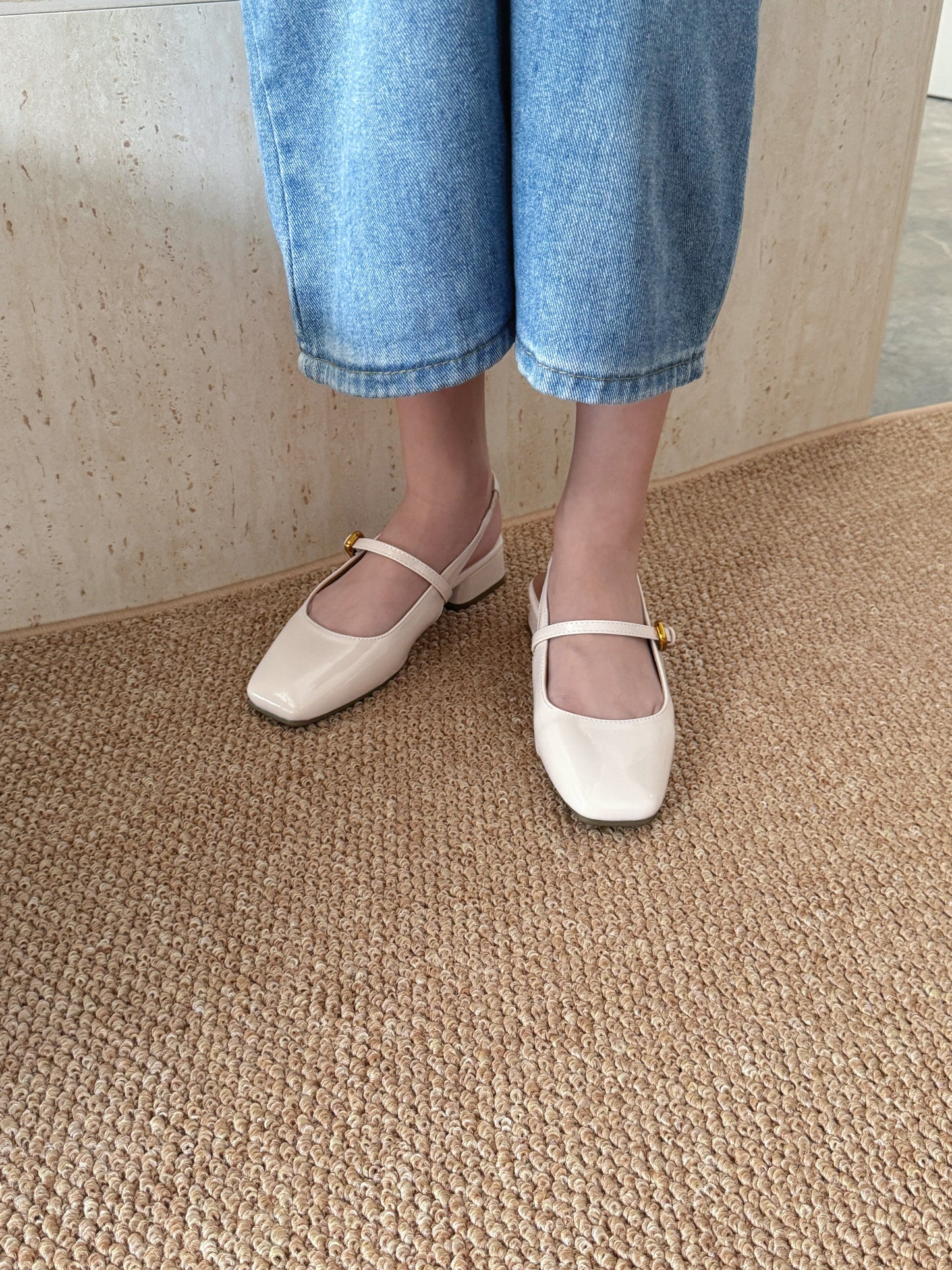 Heidi Slingback Low Heel (Cream White)