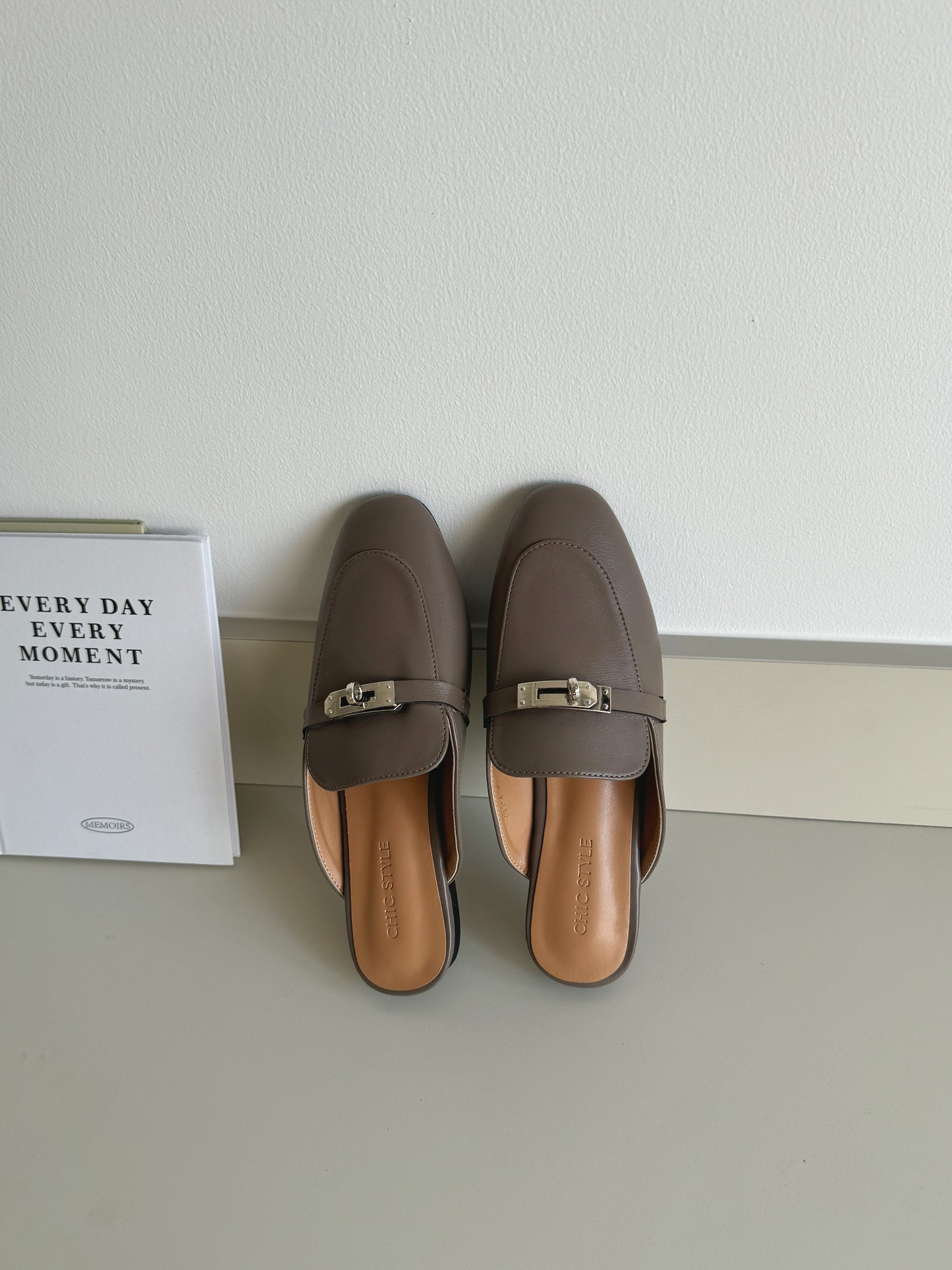 Tammie Slip On Flat Mules (Dark Grey / Size 37 38 39 40)