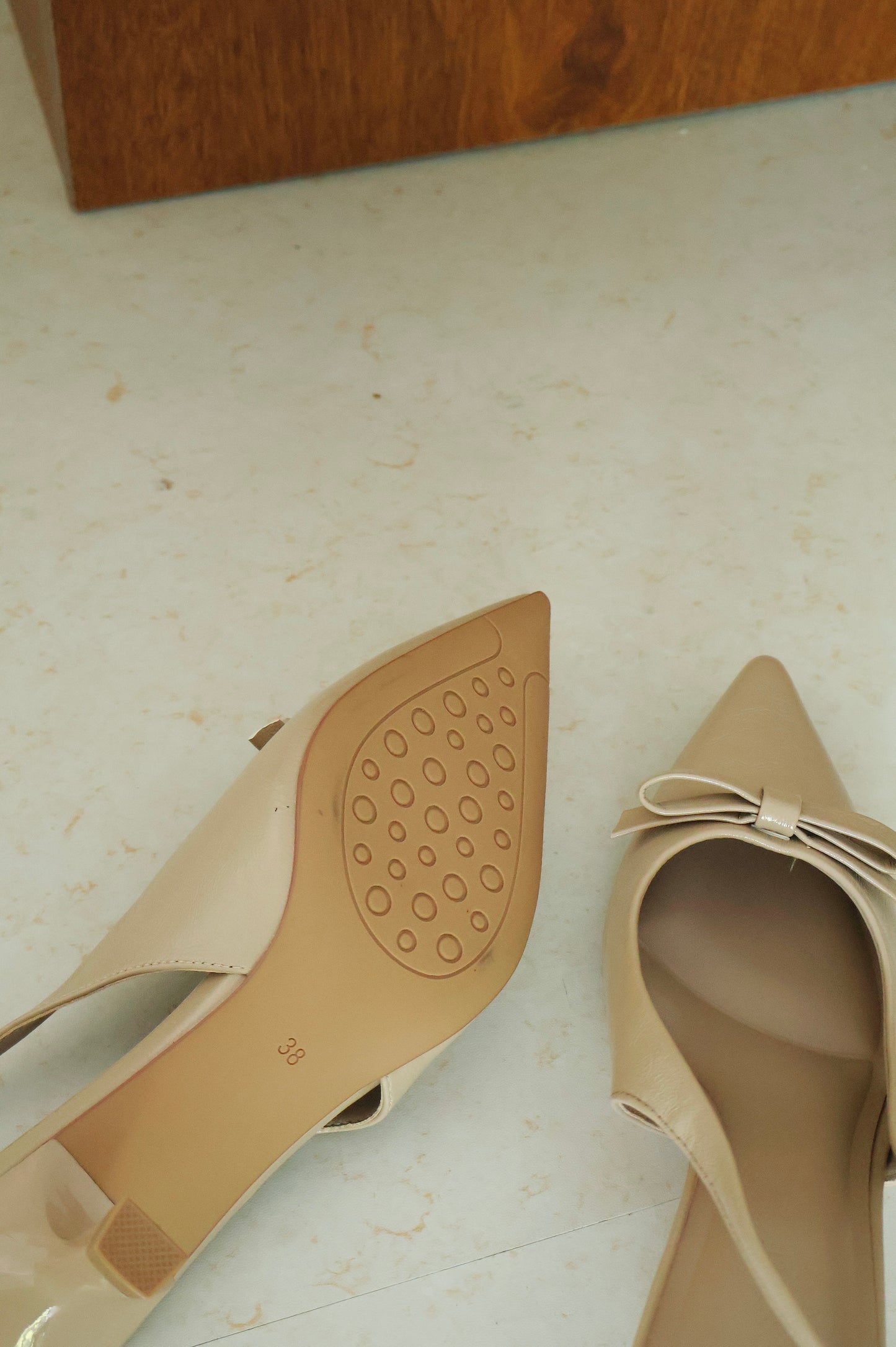 Eleanor Bow Slingback Pointed Heels (Khaki)
