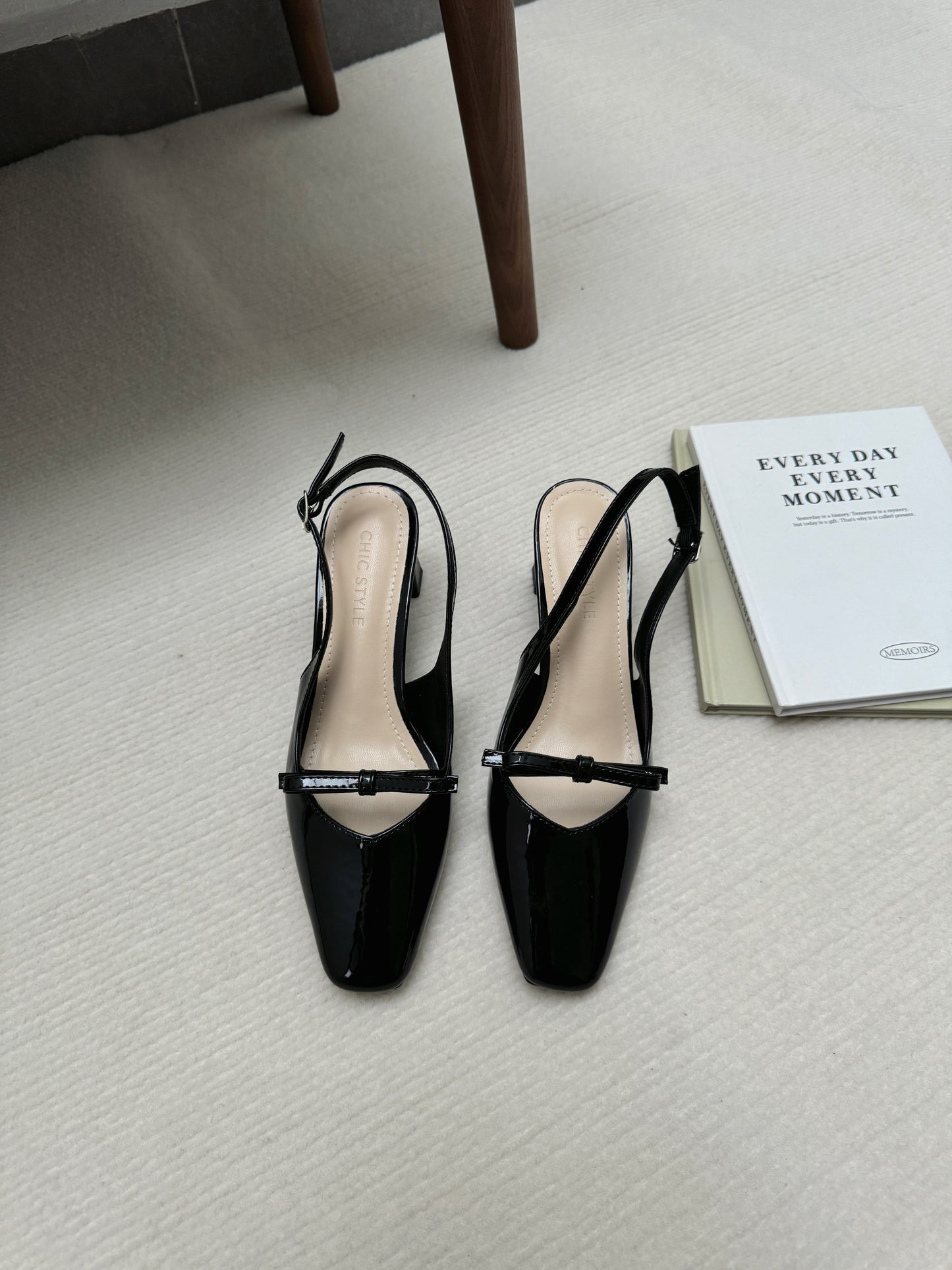Rica Bow Glossy Heels (Black)