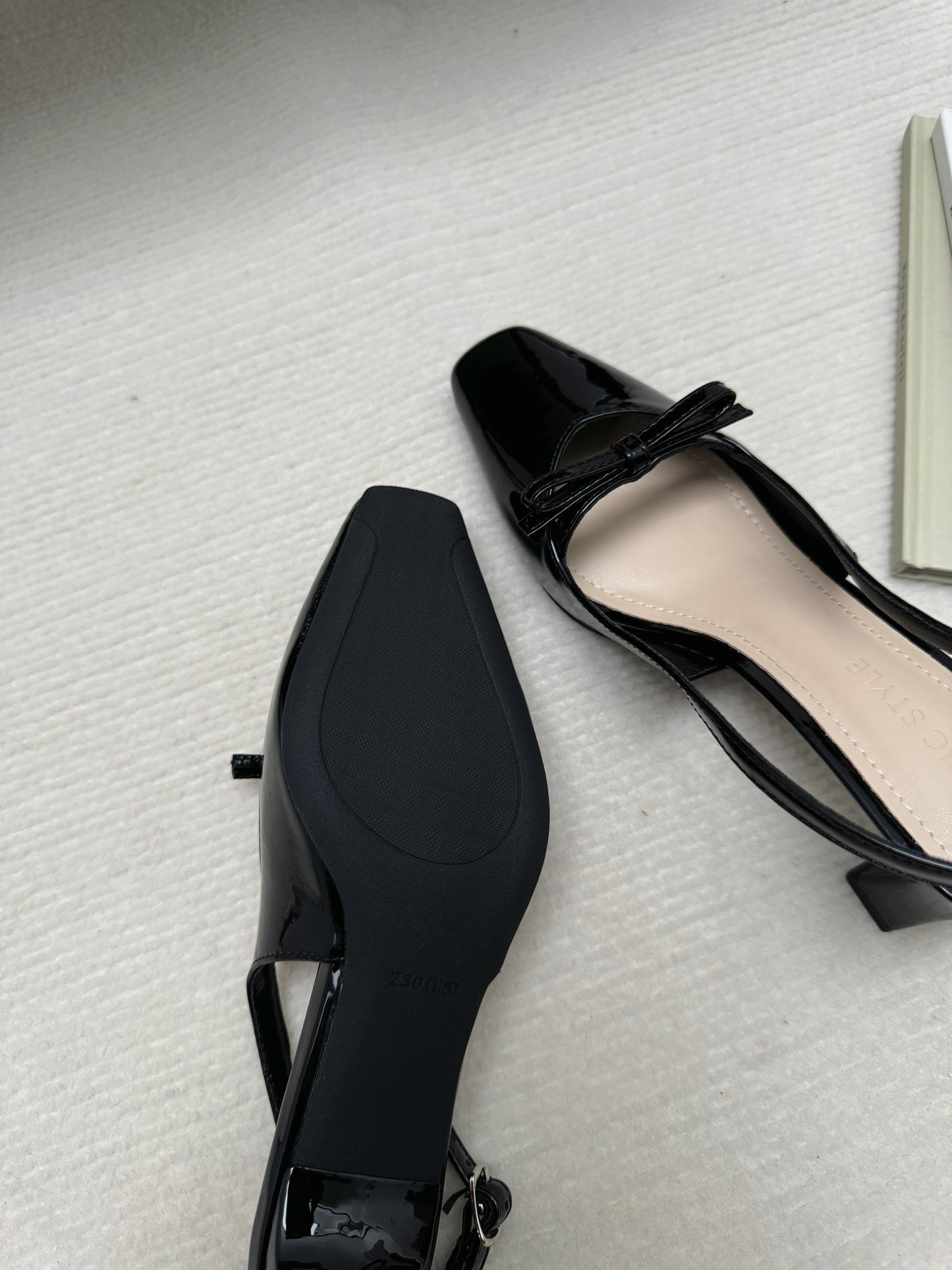 Rica Bow Glossy Heels (Black)