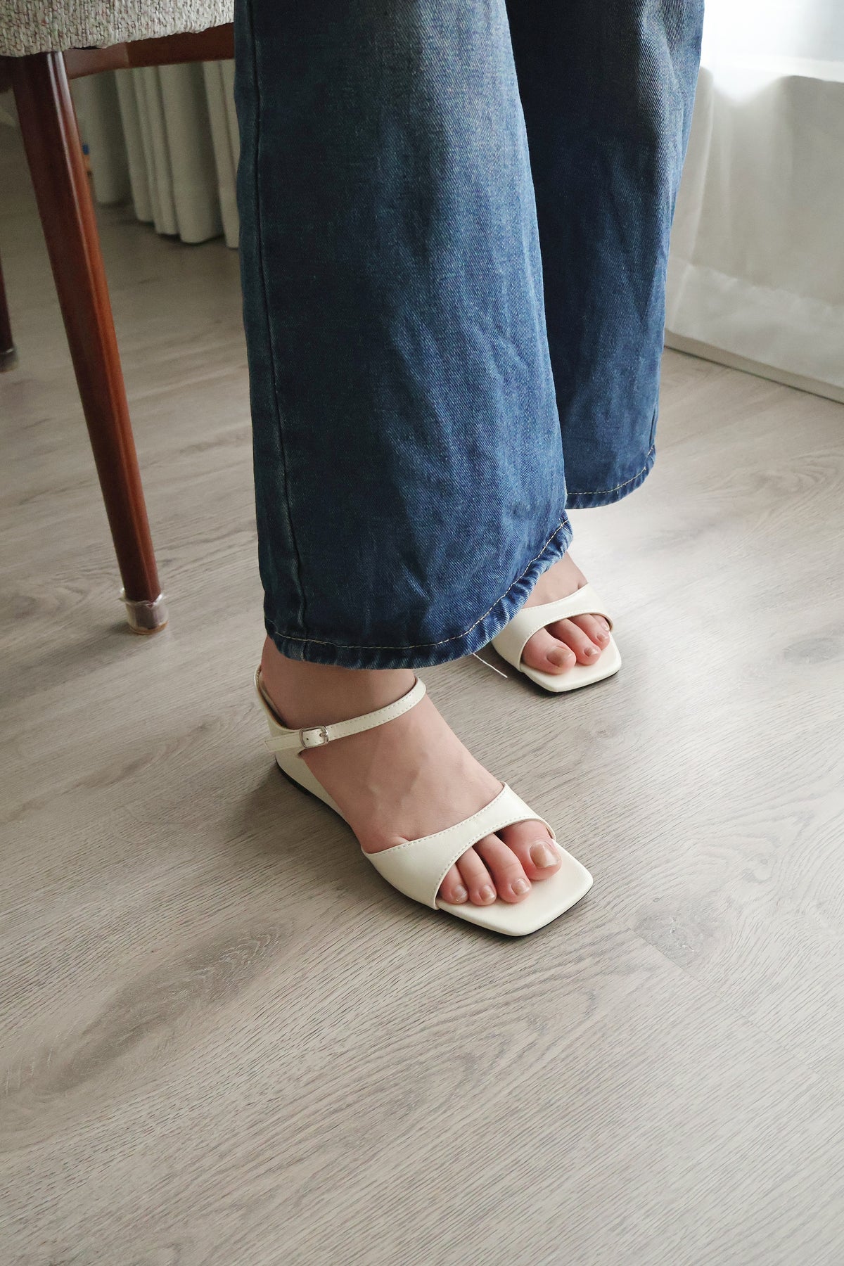 Asther Slip On Wedges (Cream White)
