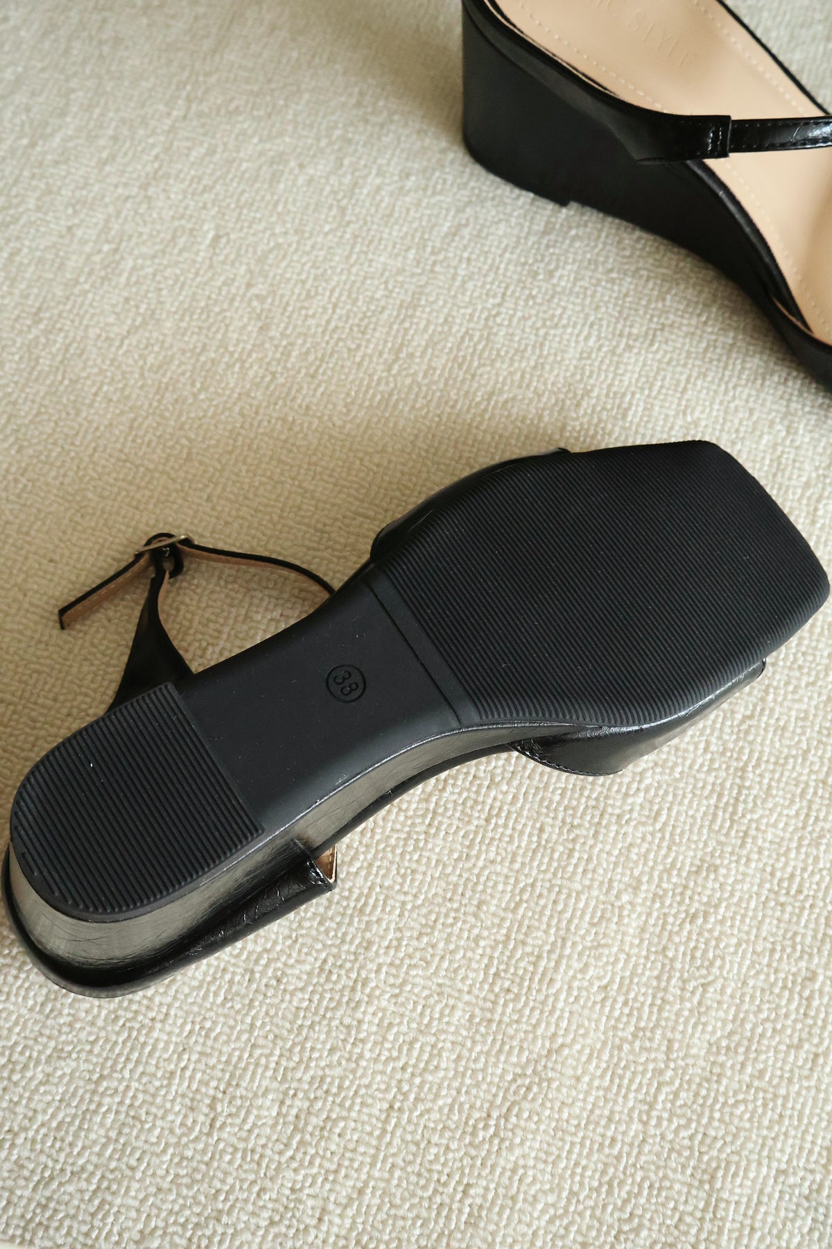 Asther Slip On Wedges (Black)