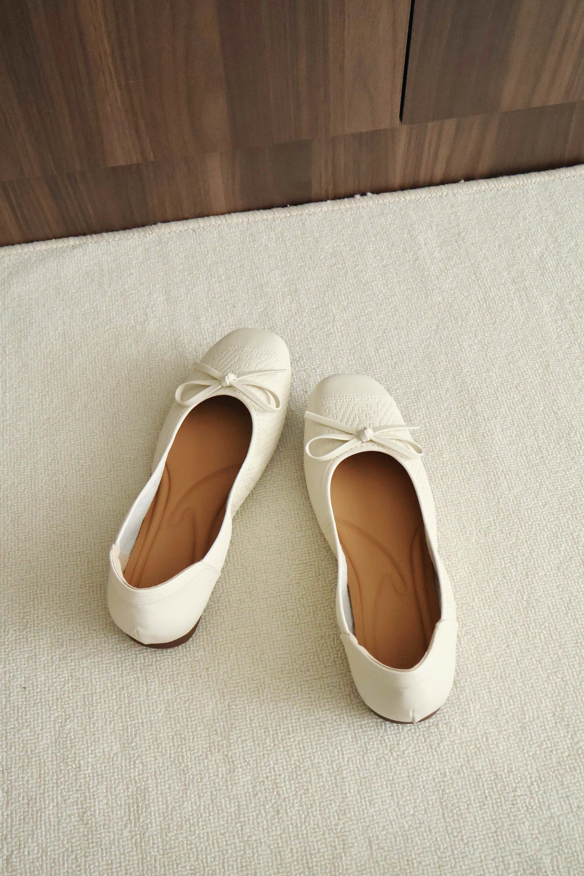 Zeva Soft Ballet Flats (Cream White)
