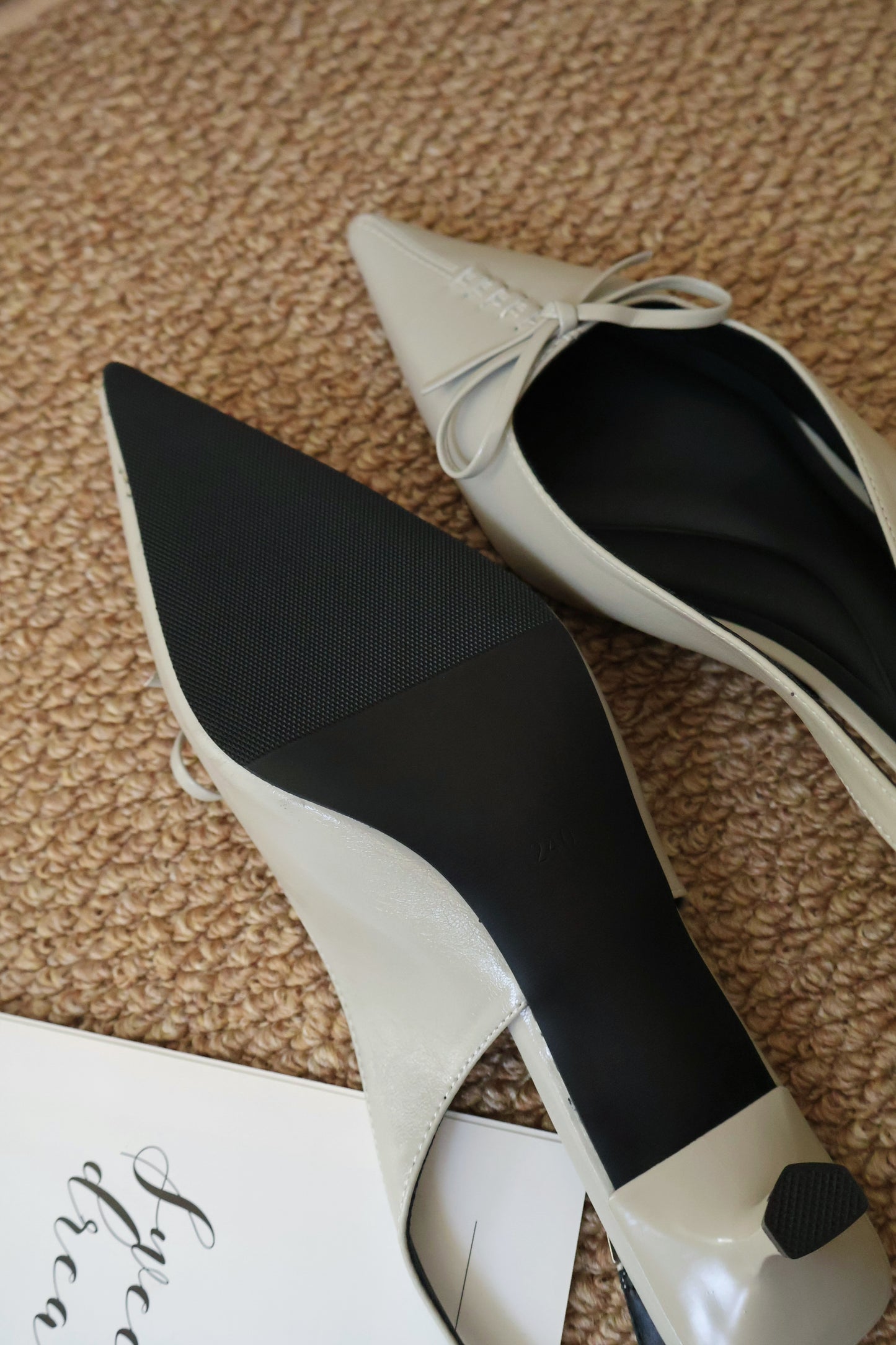 Elyn Stitchy Bow Heels (Grey)