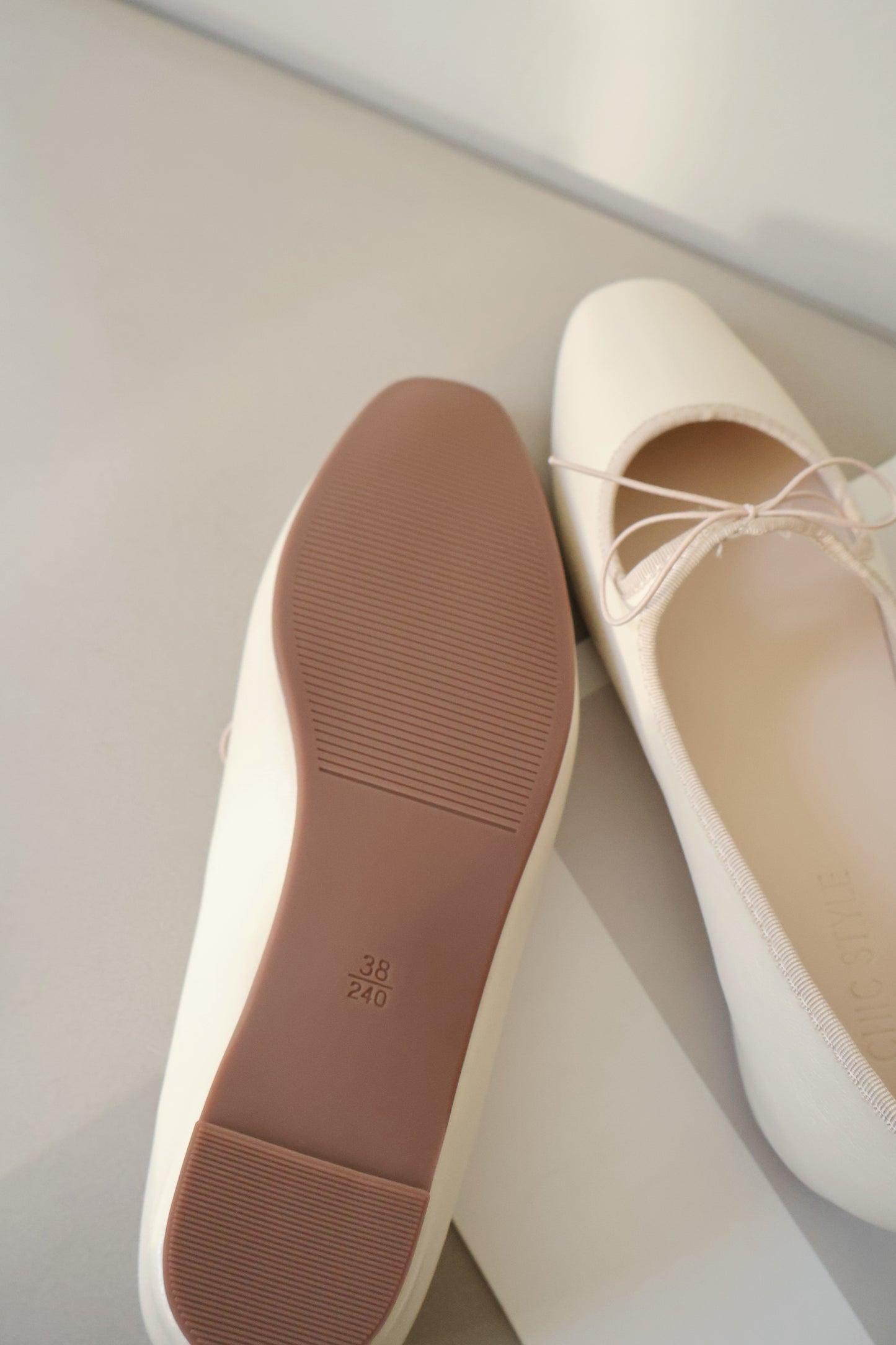 Bernice Mary Janes Flats (Cream White / 40 41)