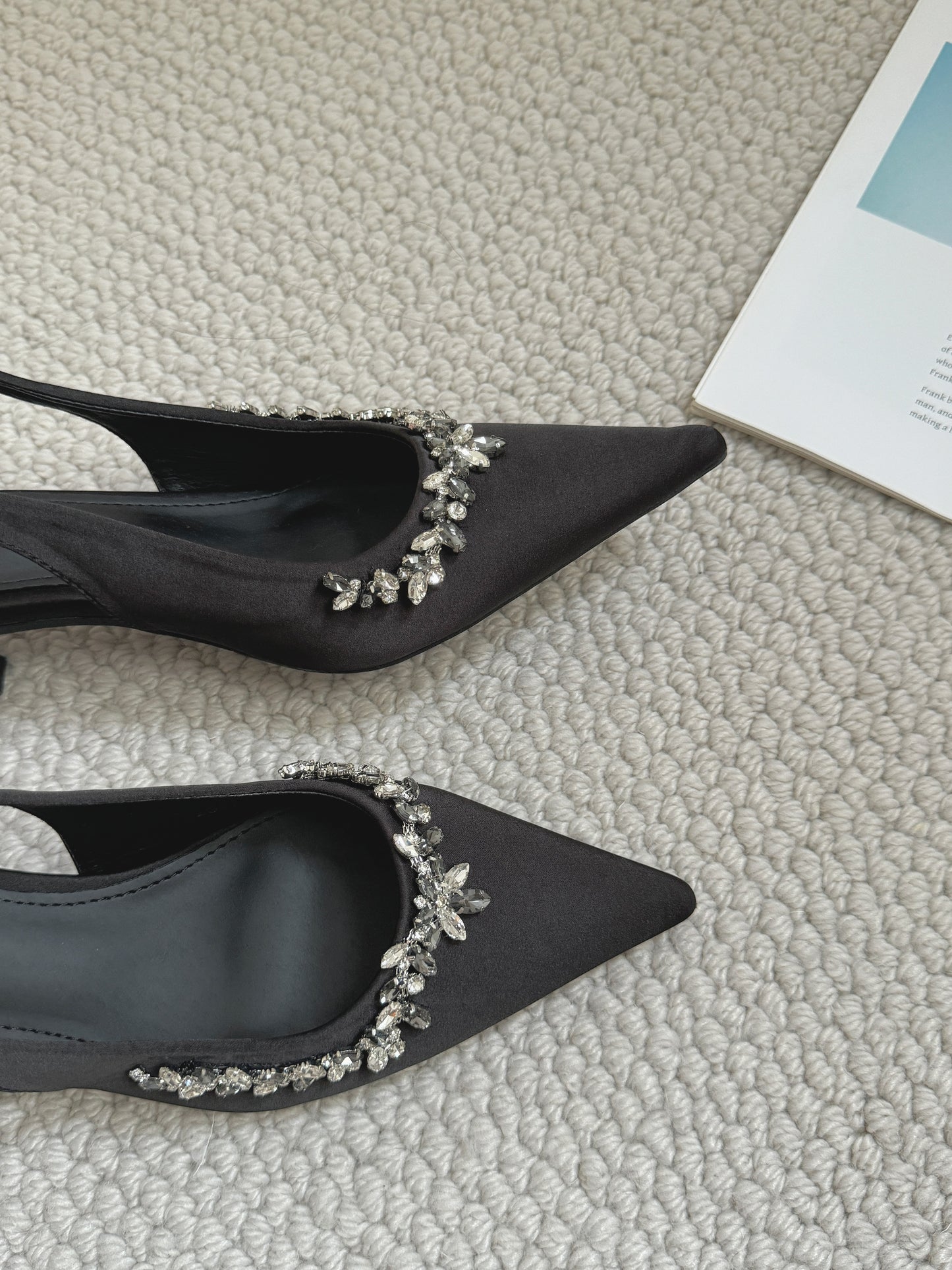 Gloria Rhinestone Pointy Heels (Black)