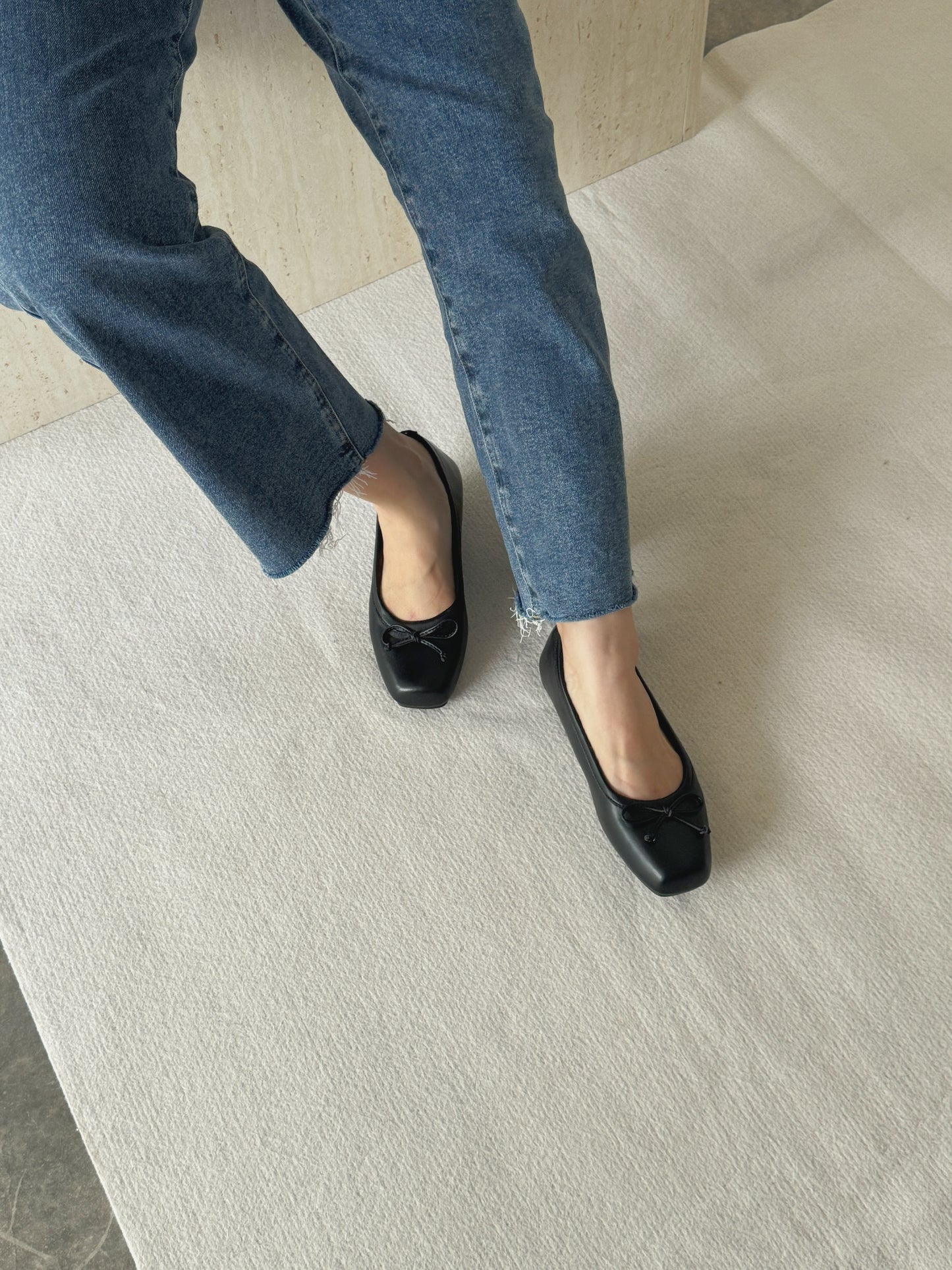 Bethel Bow Ballet Flats (Black)