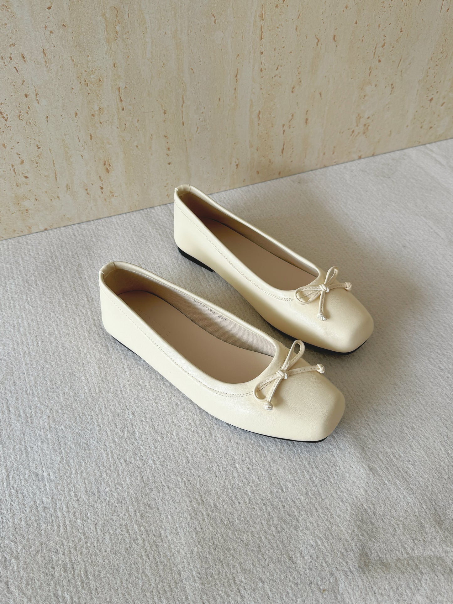 Bethel Bow Ballet Flats (Cream White)