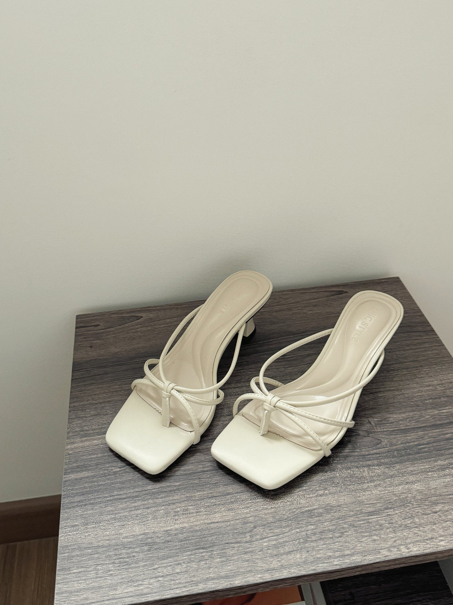 Lane Strappy Heels (Cream)
