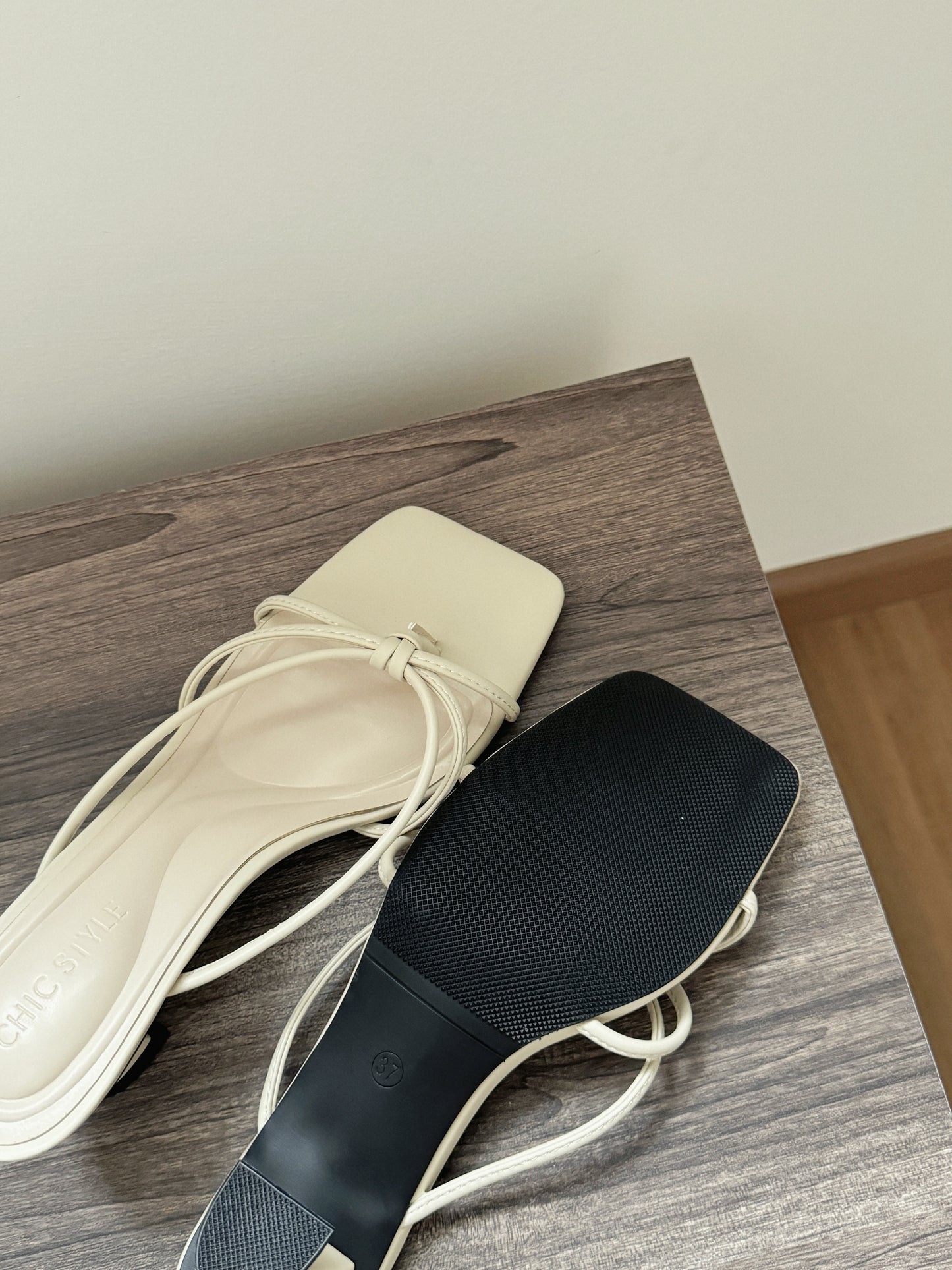 Lane Strappy Heels (Cream)