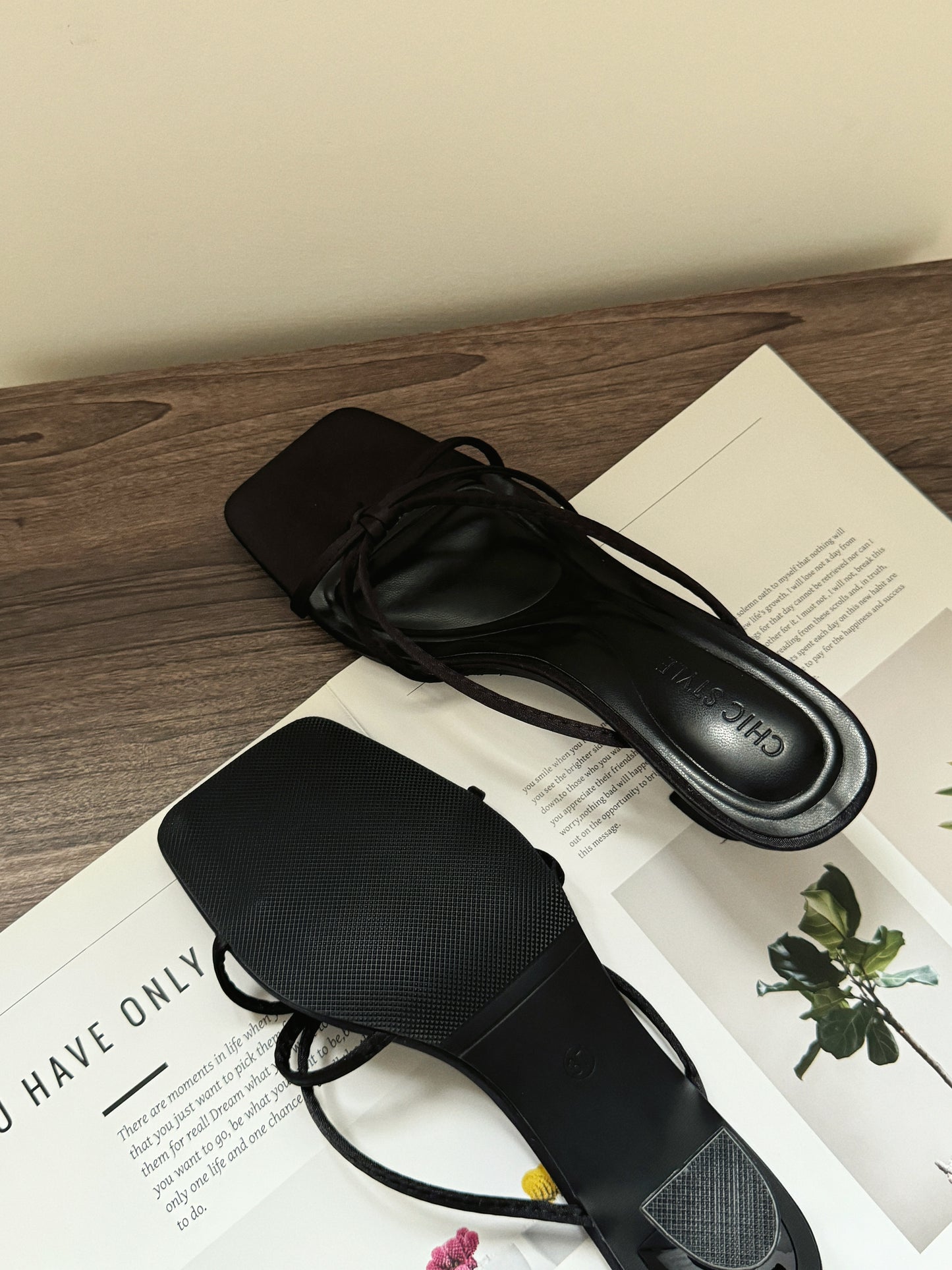 Lane Strappy Heels (Black)