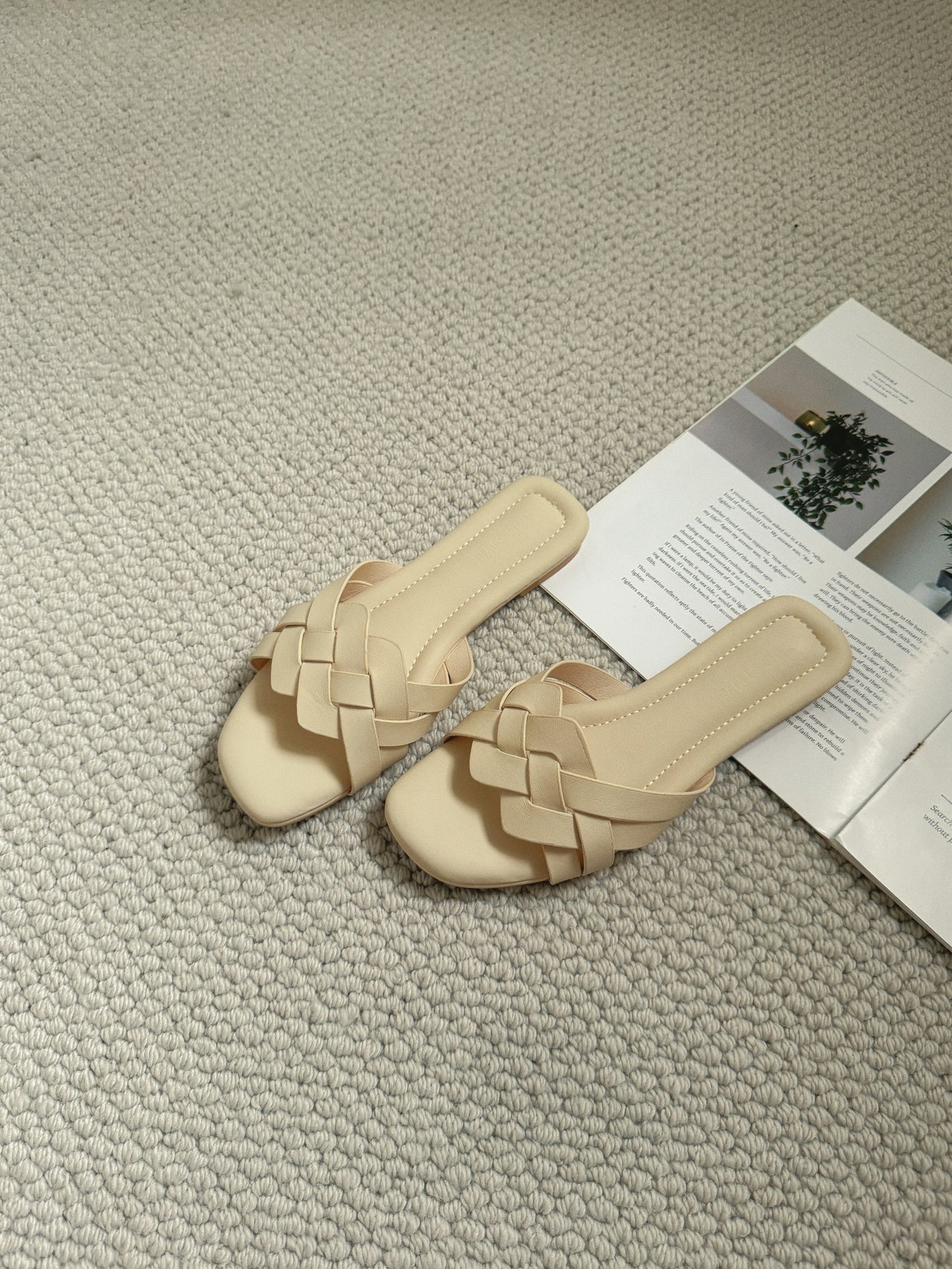 Doris Interwoven Comfy Sandals (Beige)