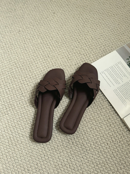 Doris Interwoven Comfy Sandals (Espresso) *Wide feet 38/39/40 only