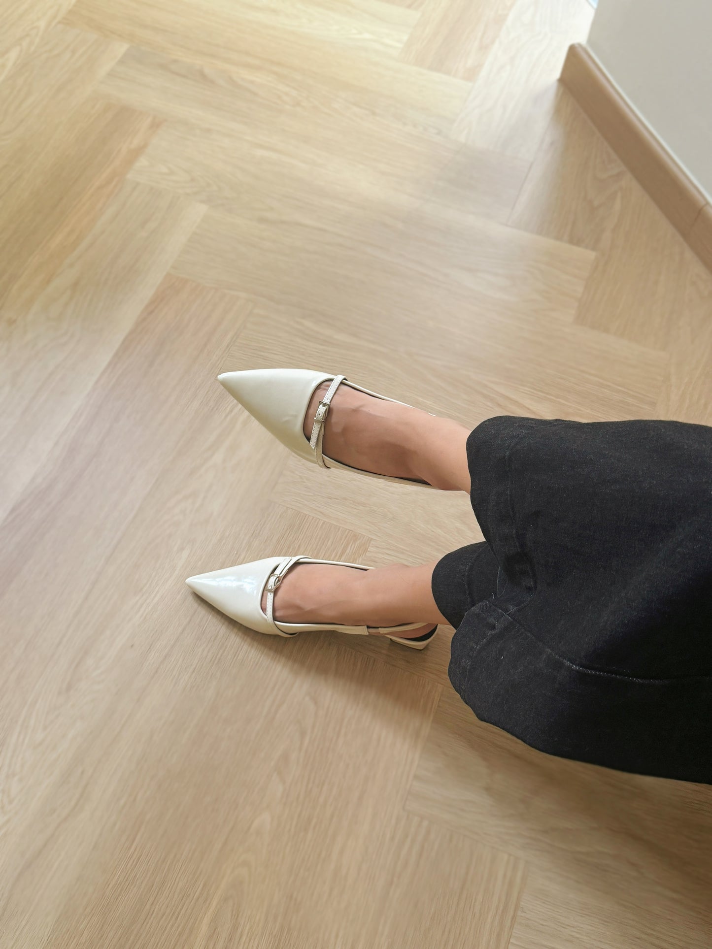 Carmela Pointed Buckled Heels (CreamWhite)