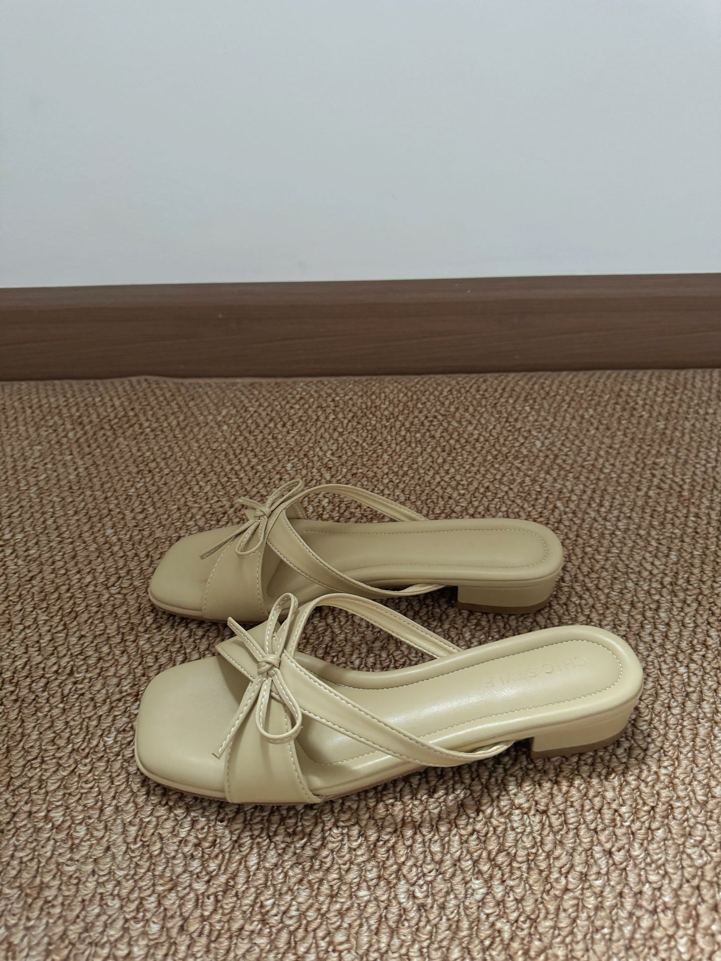 Daniella Cute Bow Comfy Sandals (Olive)