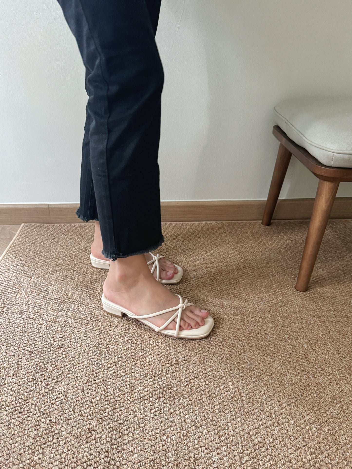 Emelia Strappy Comfy Sandals (Cream) *Slim feet only