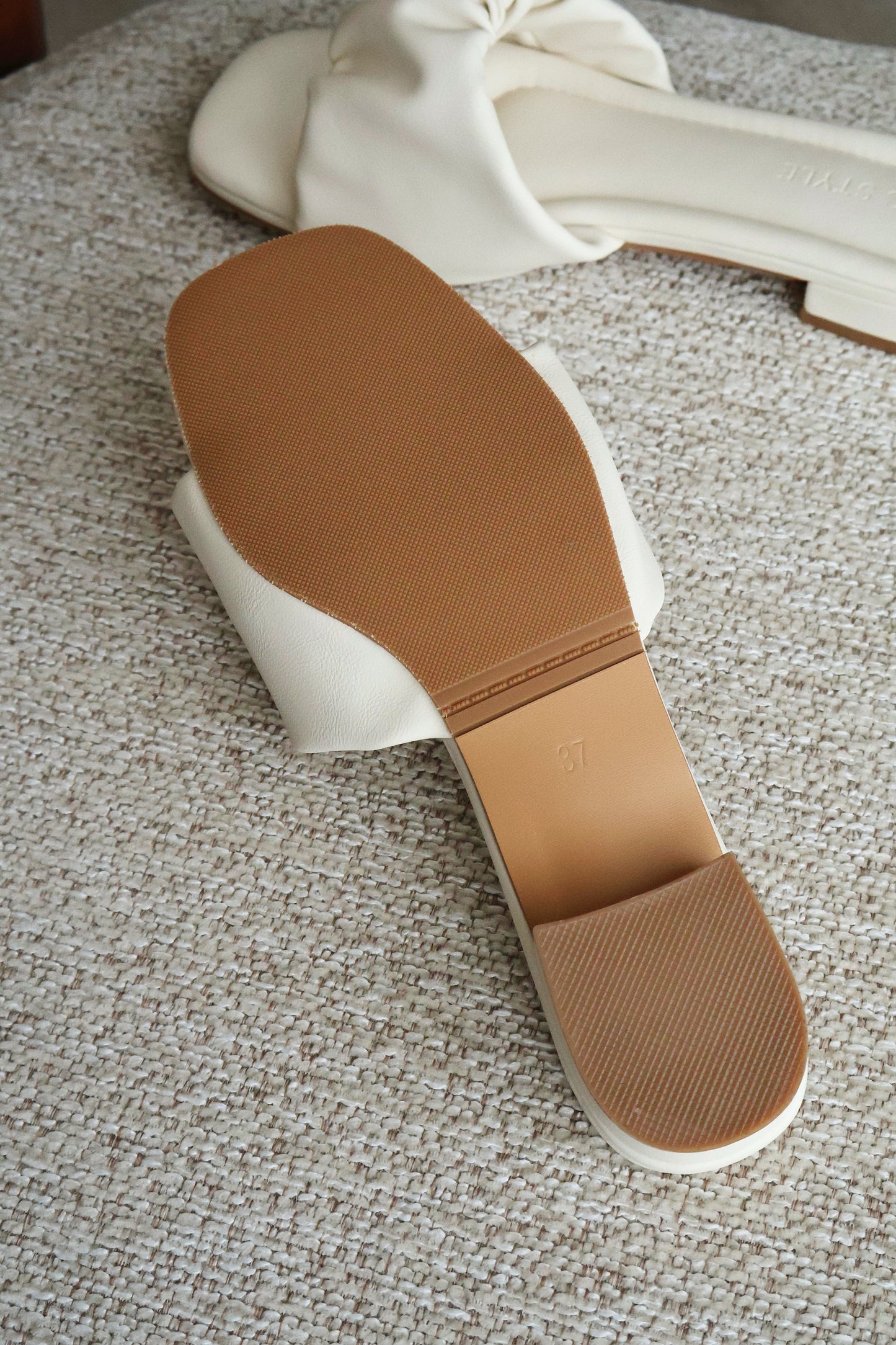 (Preorder) Faye Ruched Low Heel Sandals (Cream White)