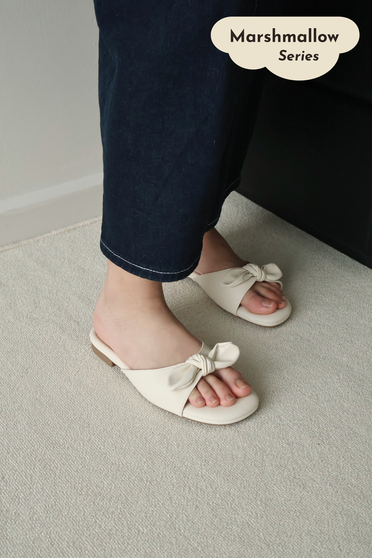 Odette Cute Bow Sandals (Cream White)