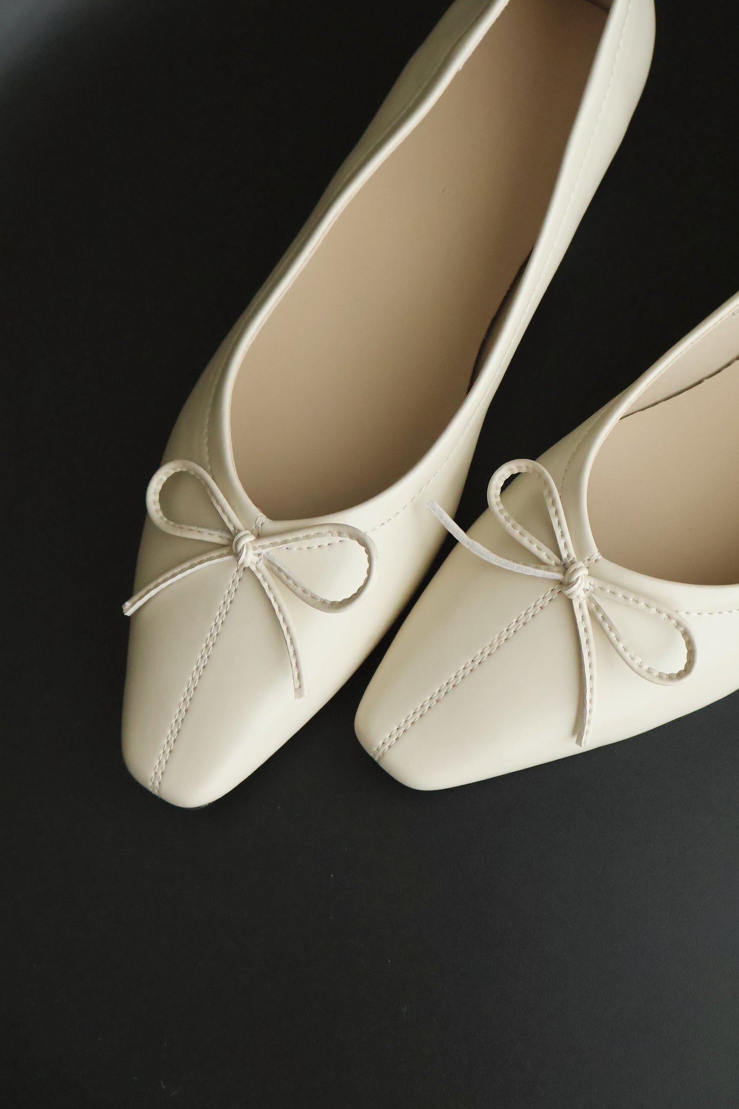 Alisha French Bow Low Flats (Cream White)
