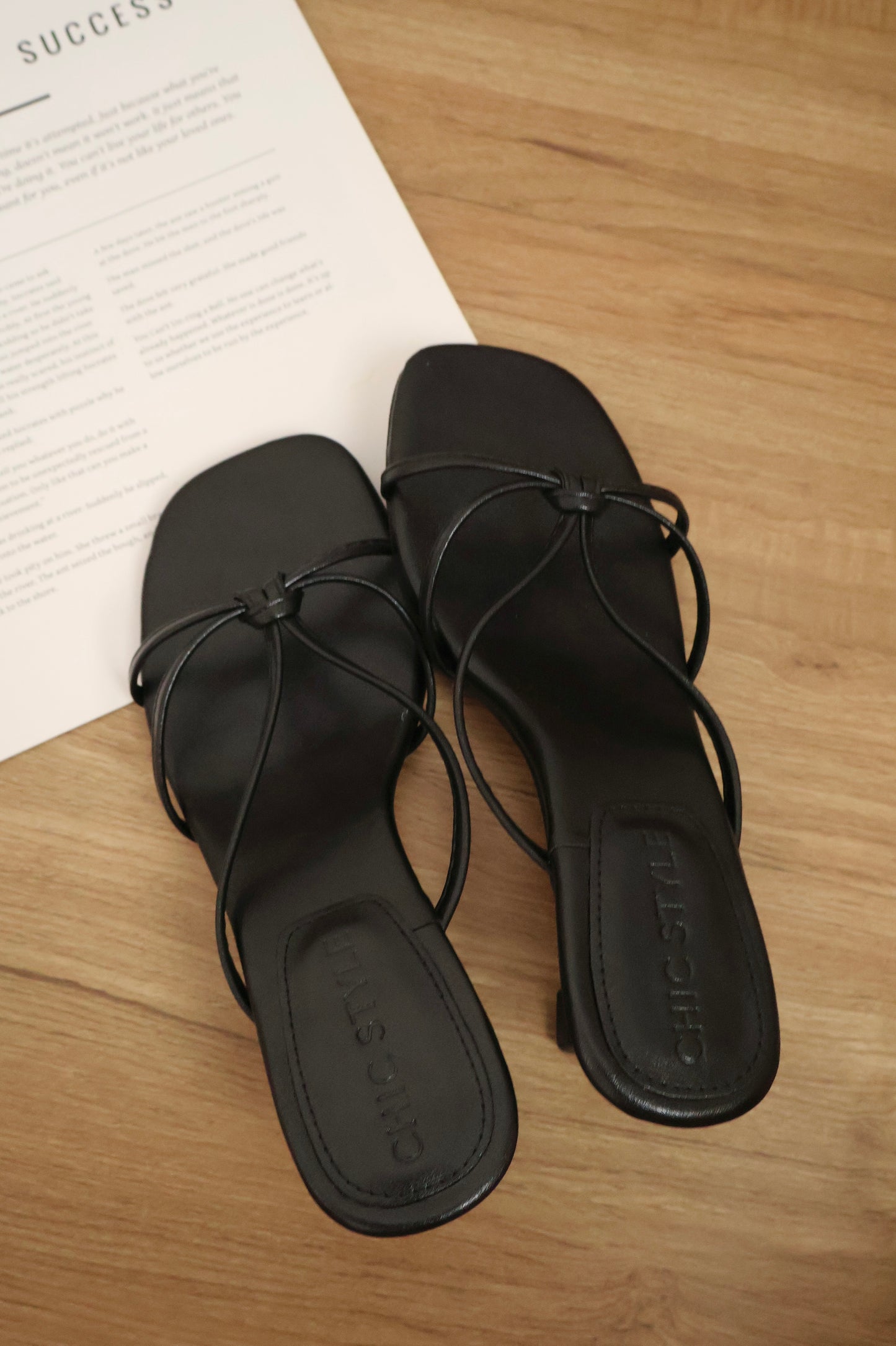 Gianna Strappy Knot Heels (Black / 35)