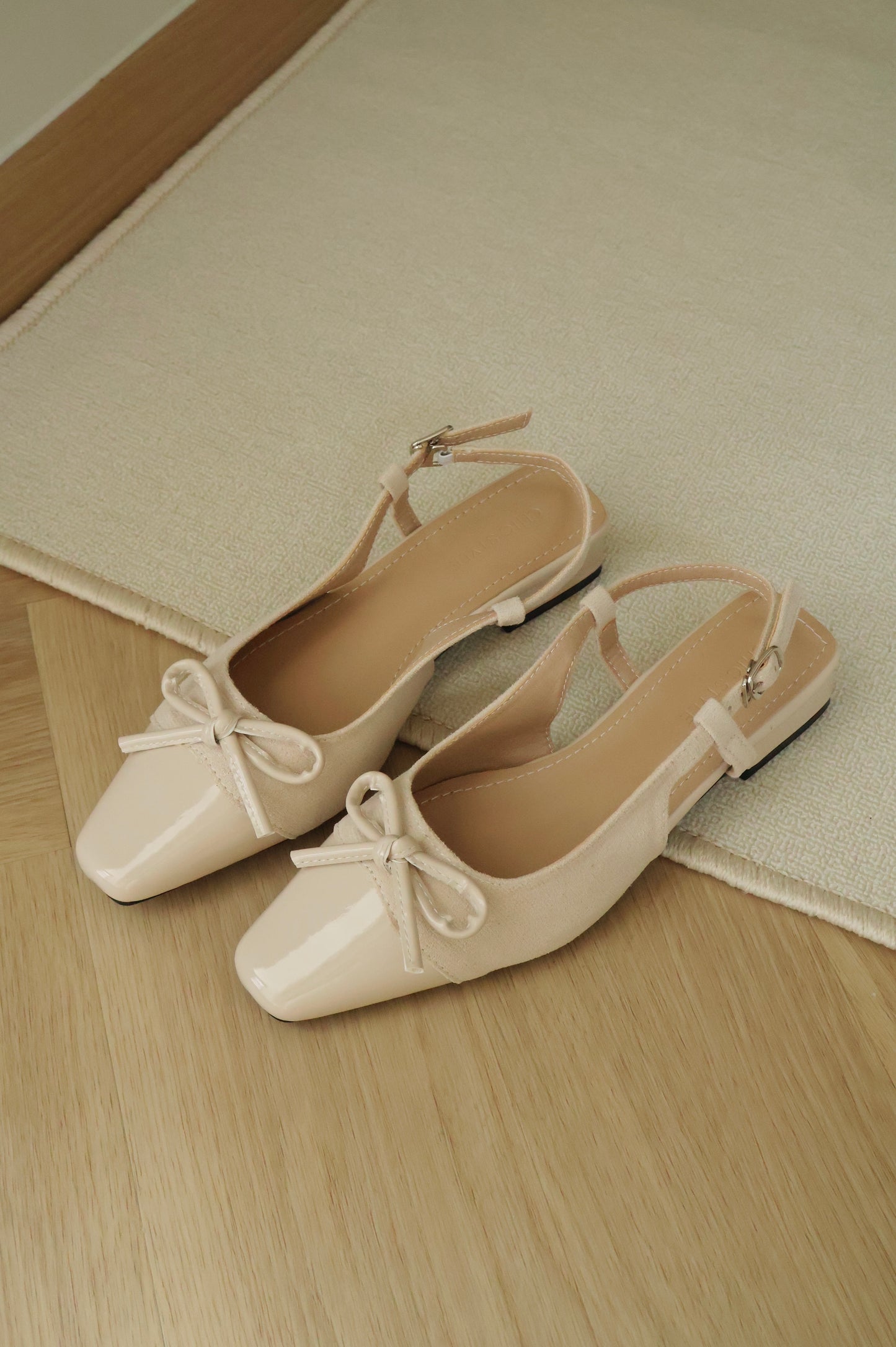 Novella Cute Bow Slingback Heels (Cream)