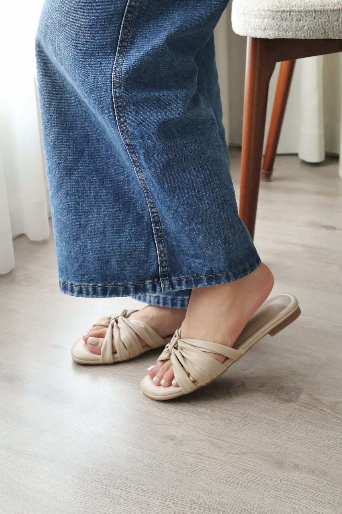 Evette Soft Pleated Sandals (Khaki) (Slim feet only)