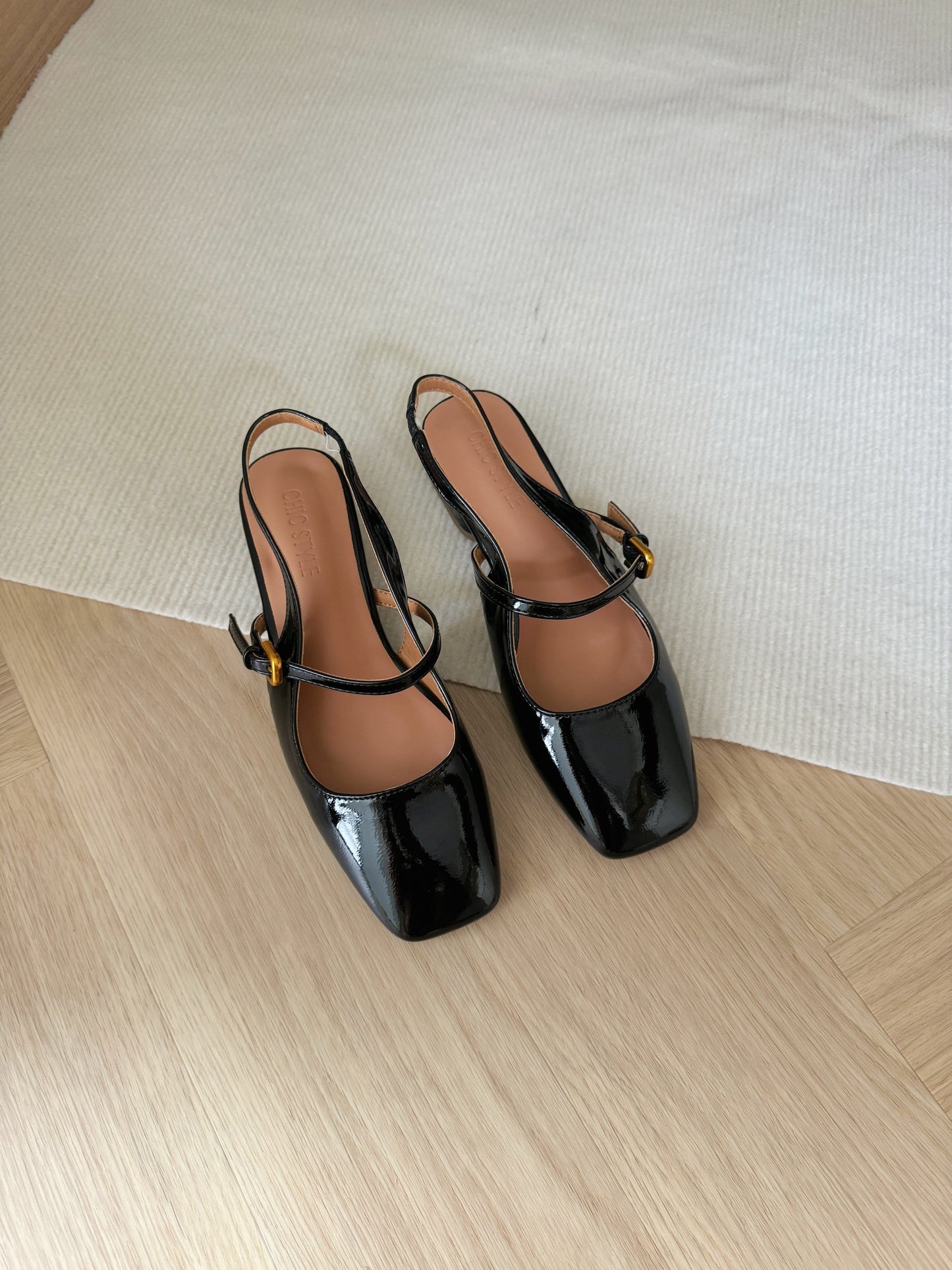 Heidi Slingback Low Heel (Black)