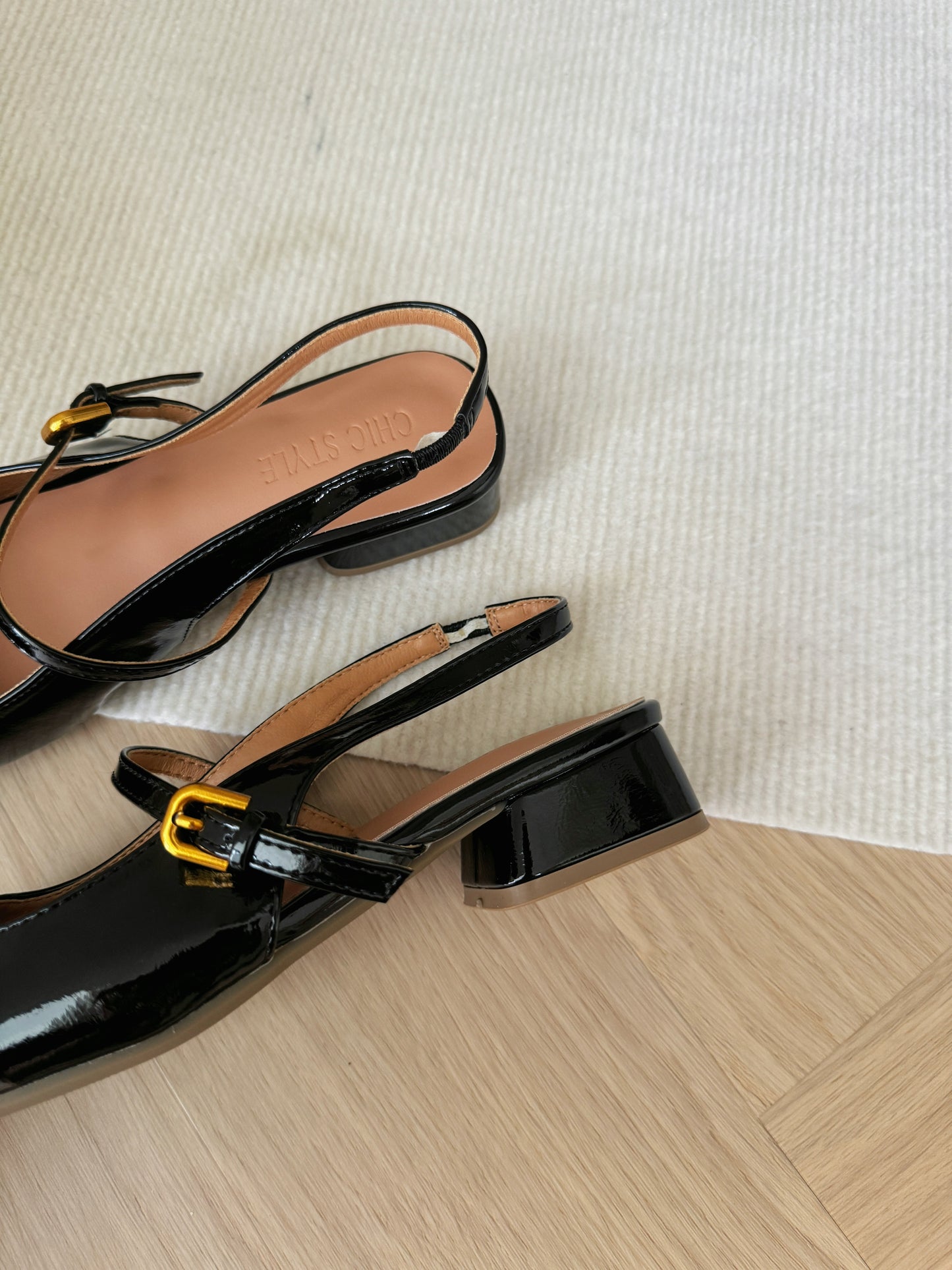 Heidi Slingback Low Heel (Black)