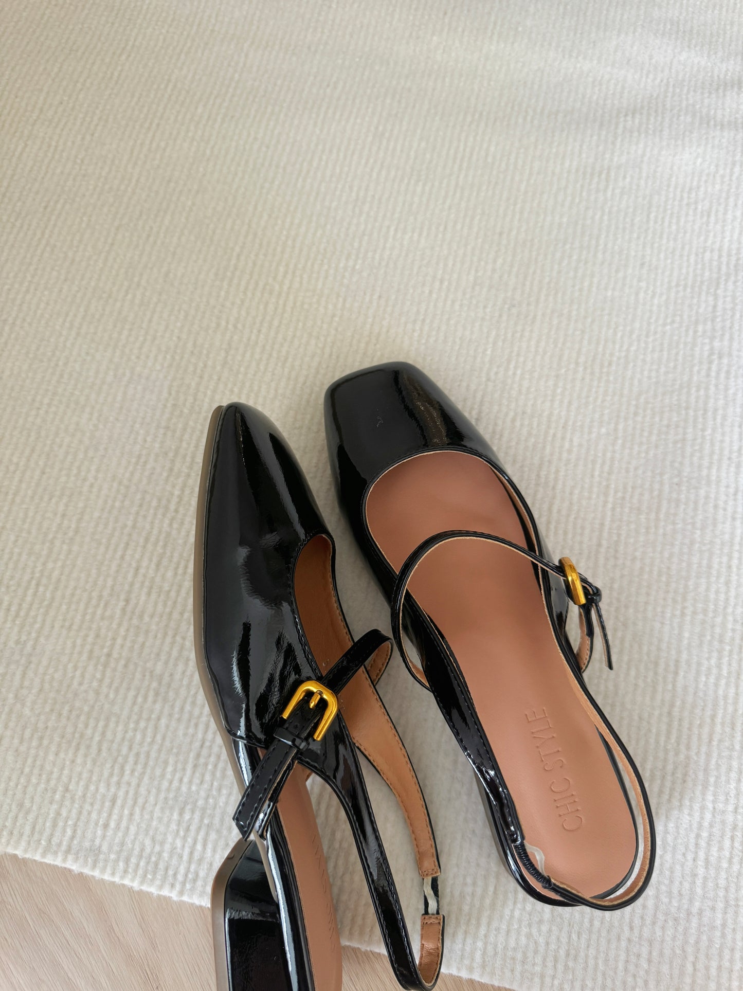 Heidi Slingback Low Heel (Black)