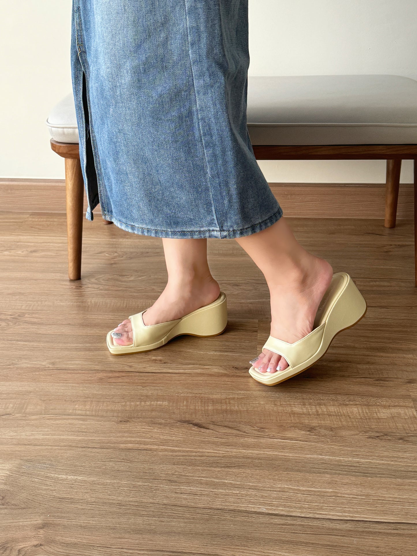 Hallie Casual Slip On Wedges (Butter)