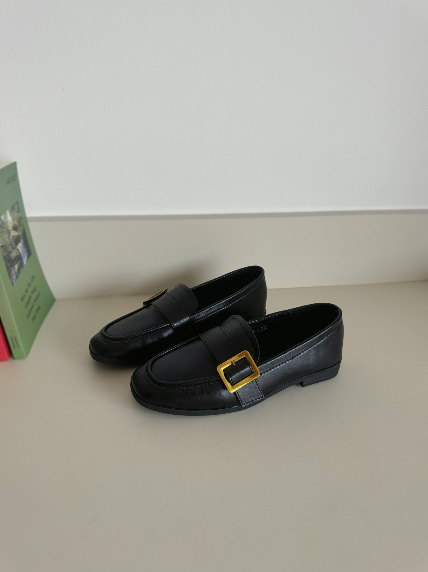 Gillian Almond-Toe Loafers (Black)
