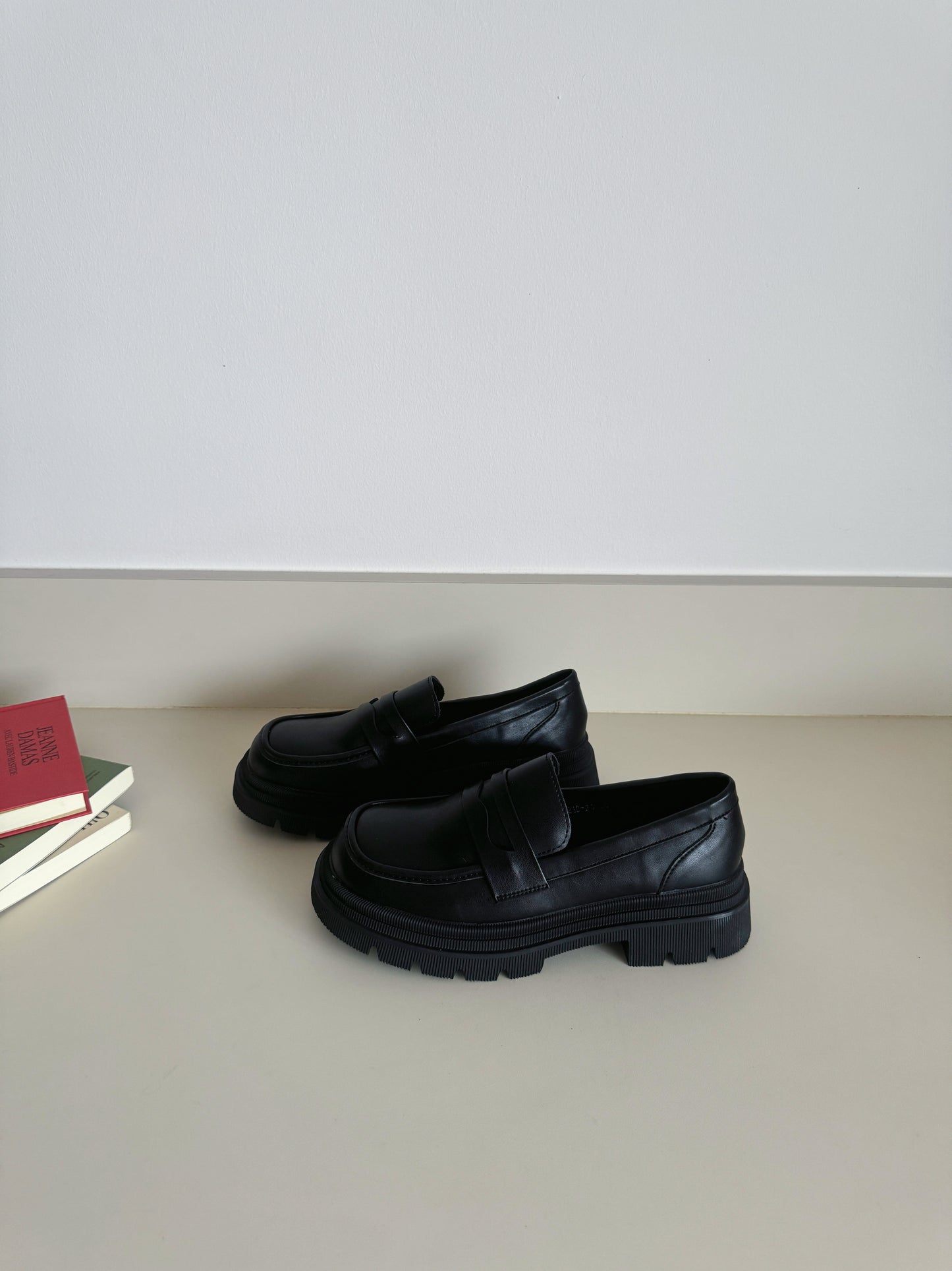 Jordyn City Style Platform Loafers (Matte / 40)