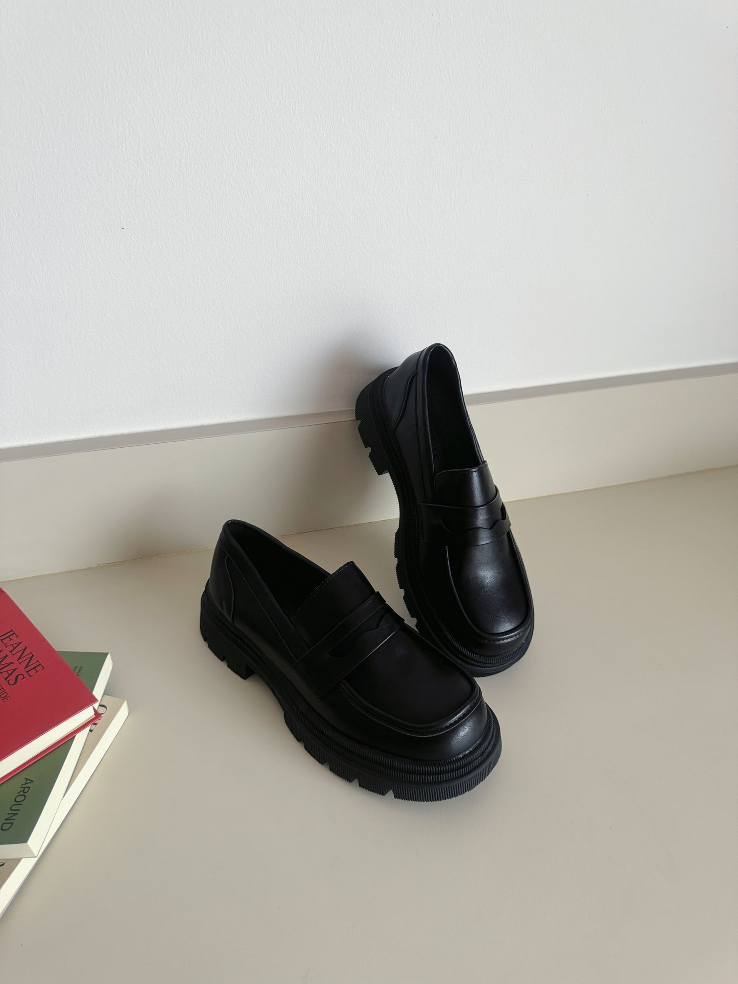 Jordyn City Style Platform Loafers (Matte / 40)