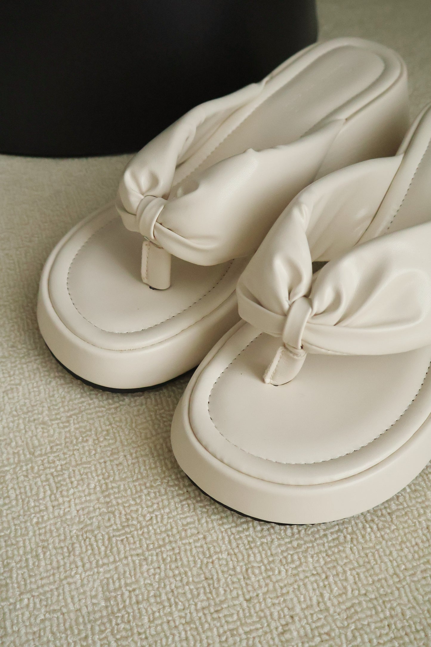 Everlyn Thong Flatform Wedges (Cream White)