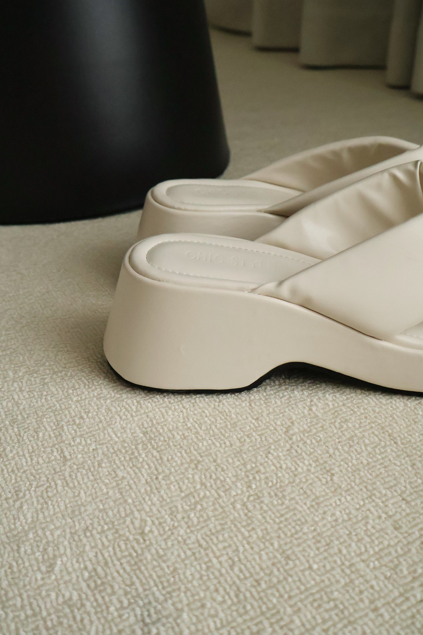 Everlyn Thong Flatform Wedges (Cream White)