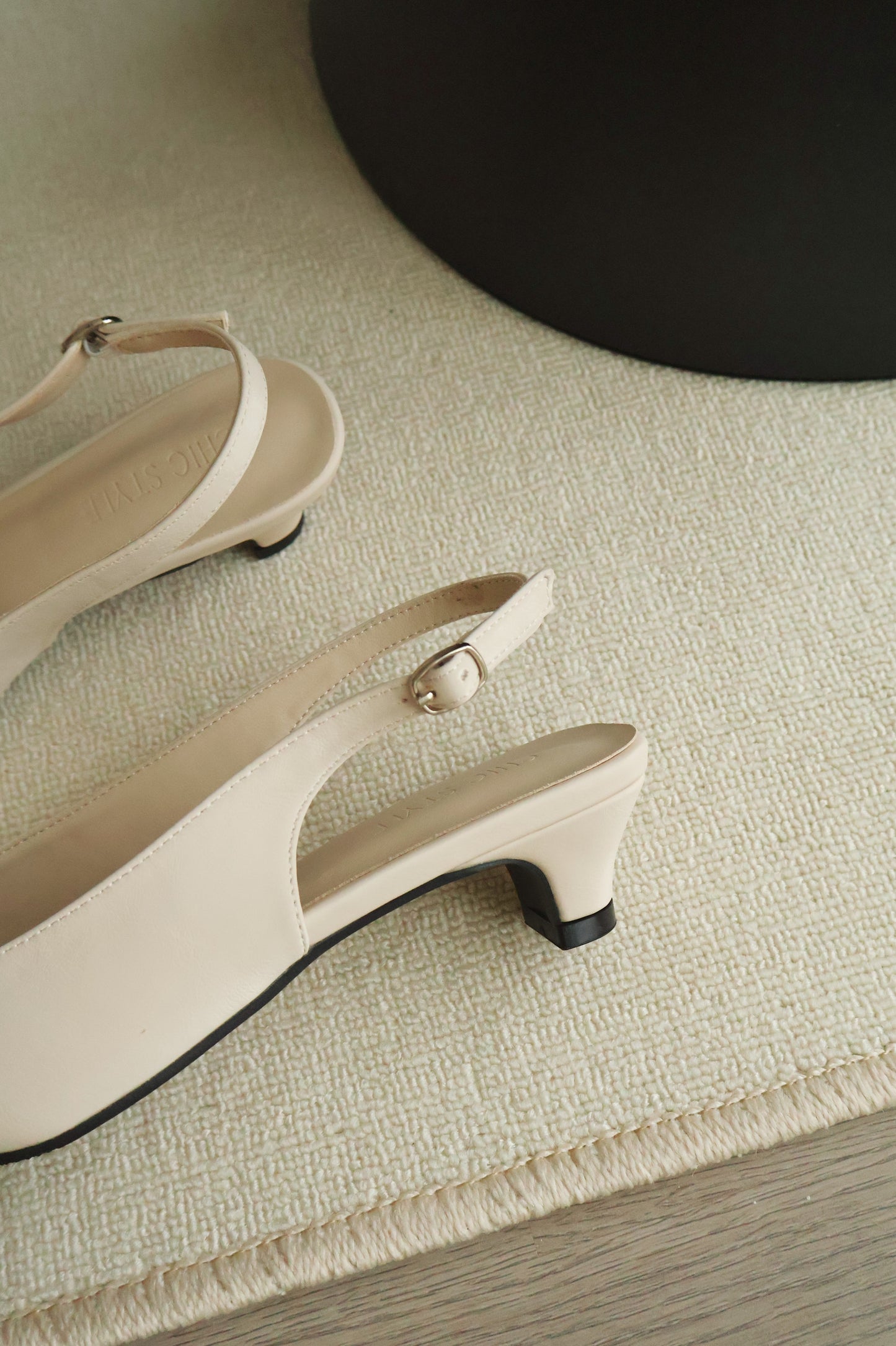 Zoie Pointed Low Heels (Cream White)