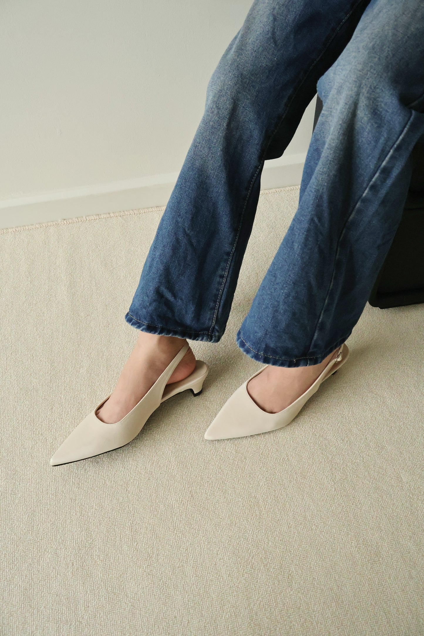 Zoie Pointed Low Heels (Cream White)