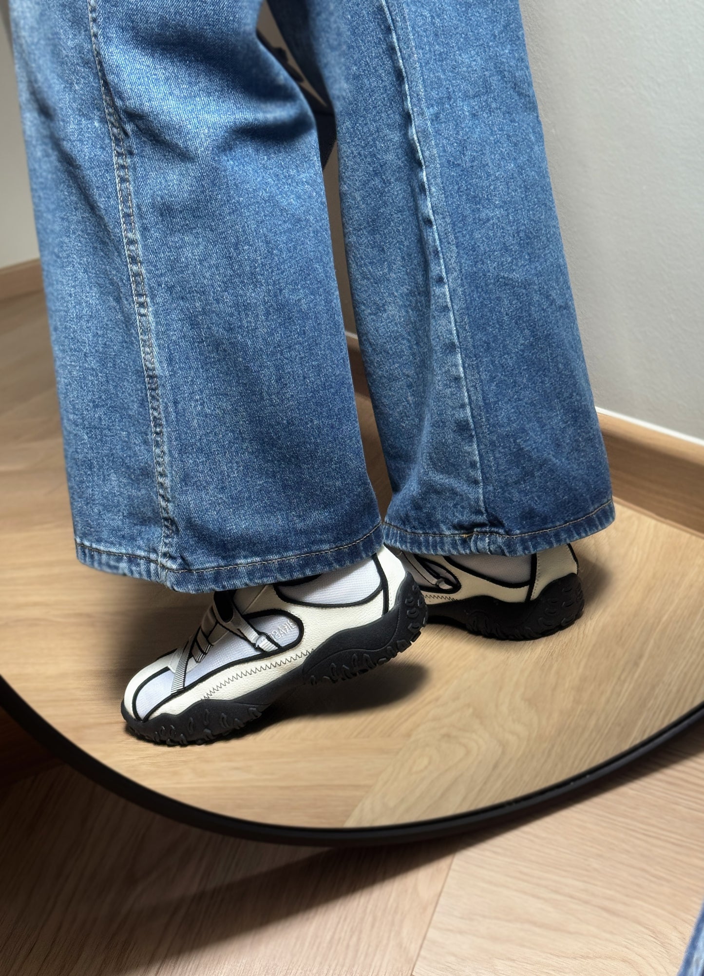 Off Duty Ballet Sneakers (Black)