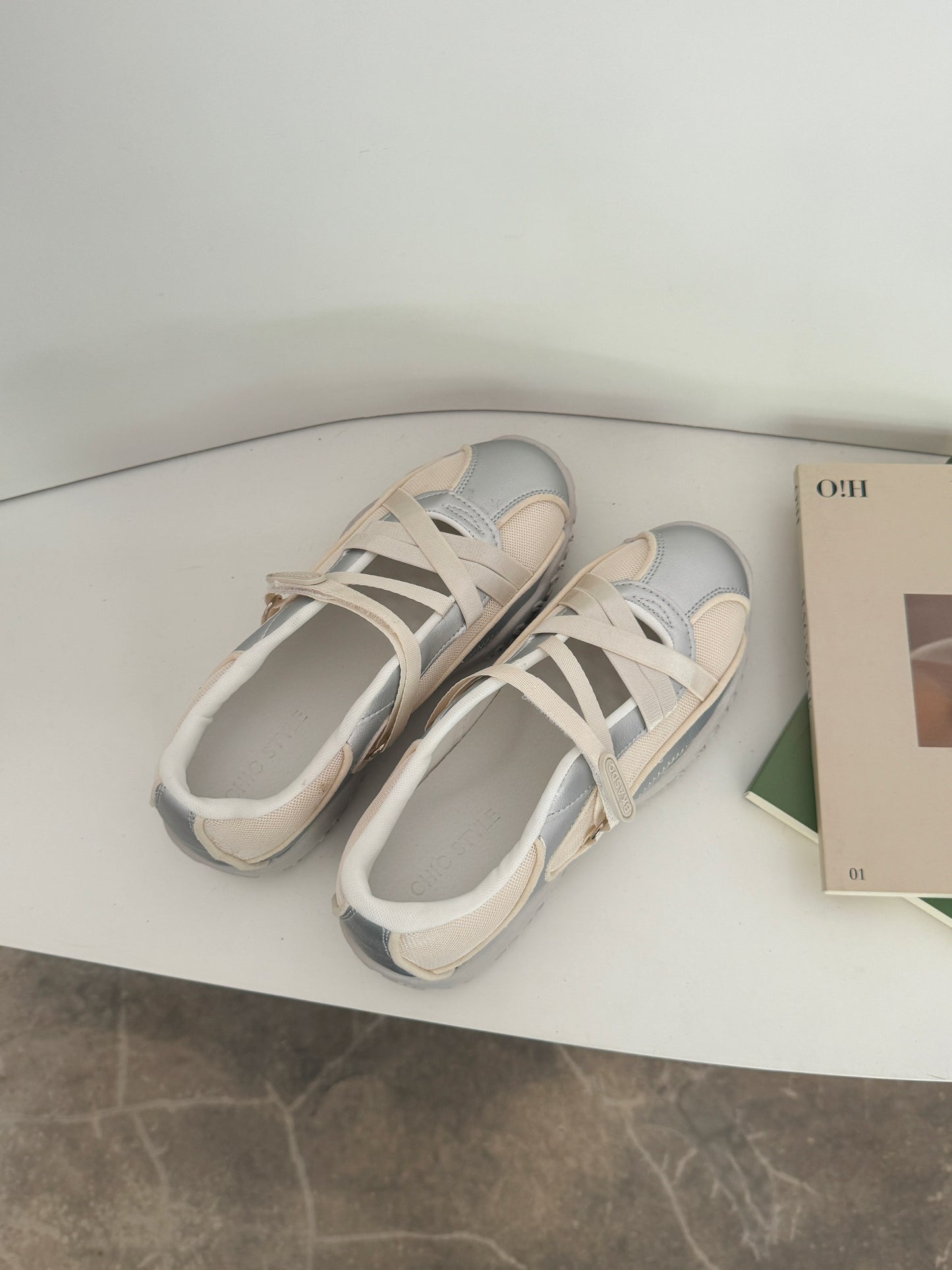 Off Duty Ballet Sneakers (Silver 37 40)