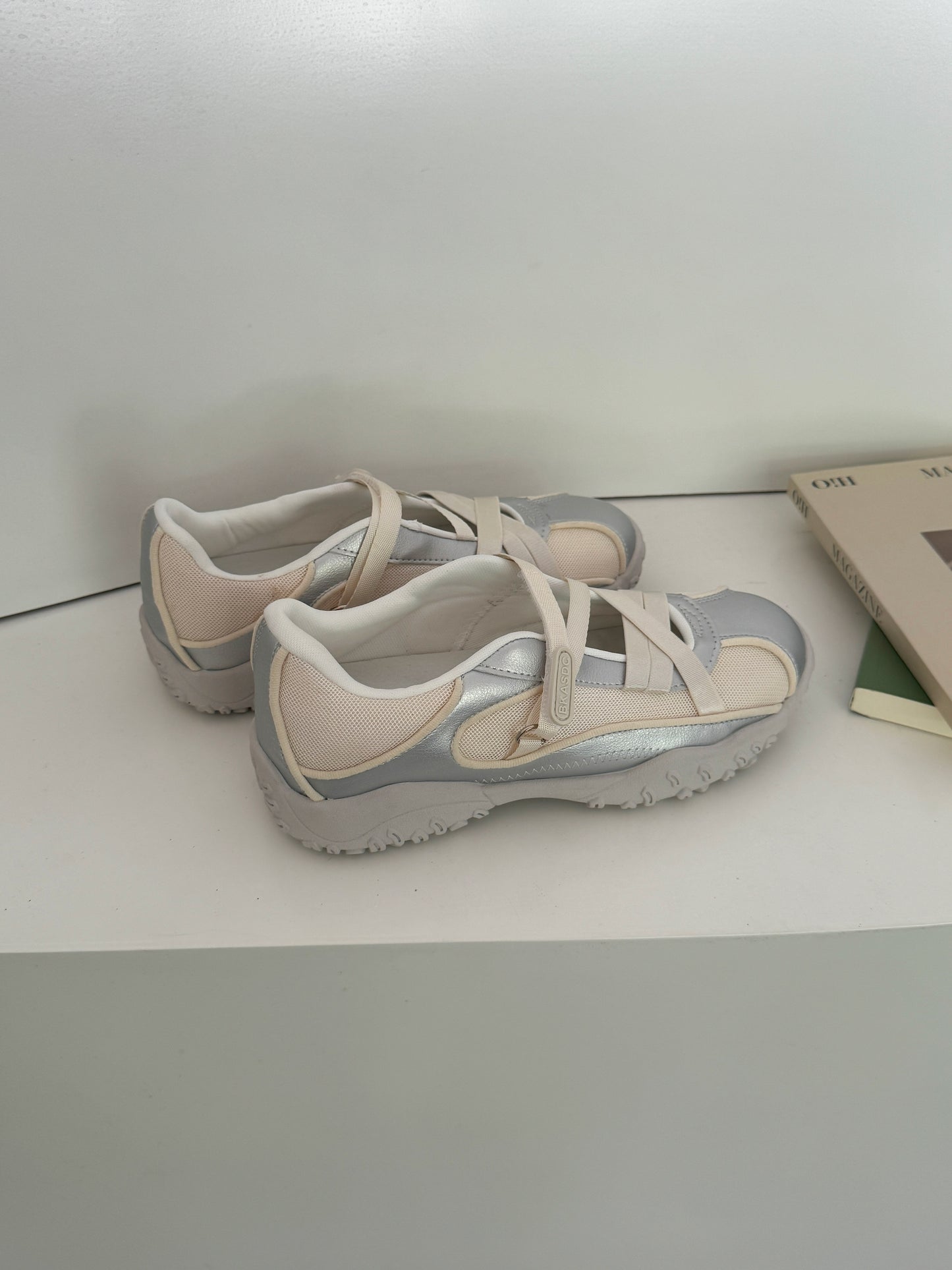 Off Duty Ballet Sneakers (Silver 37 40)