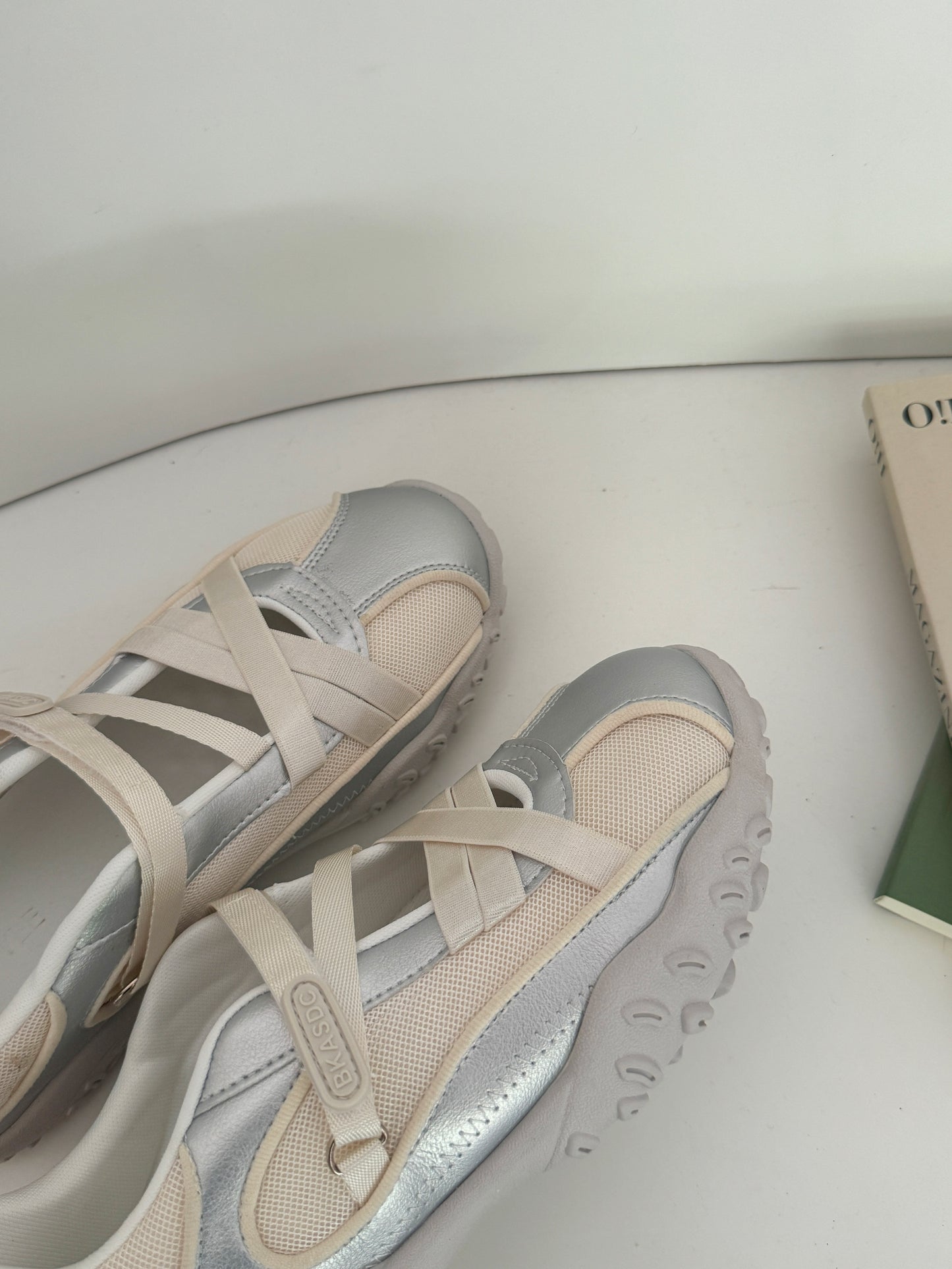 Off Duty Ballet Sneakers (Silver 37 40)
