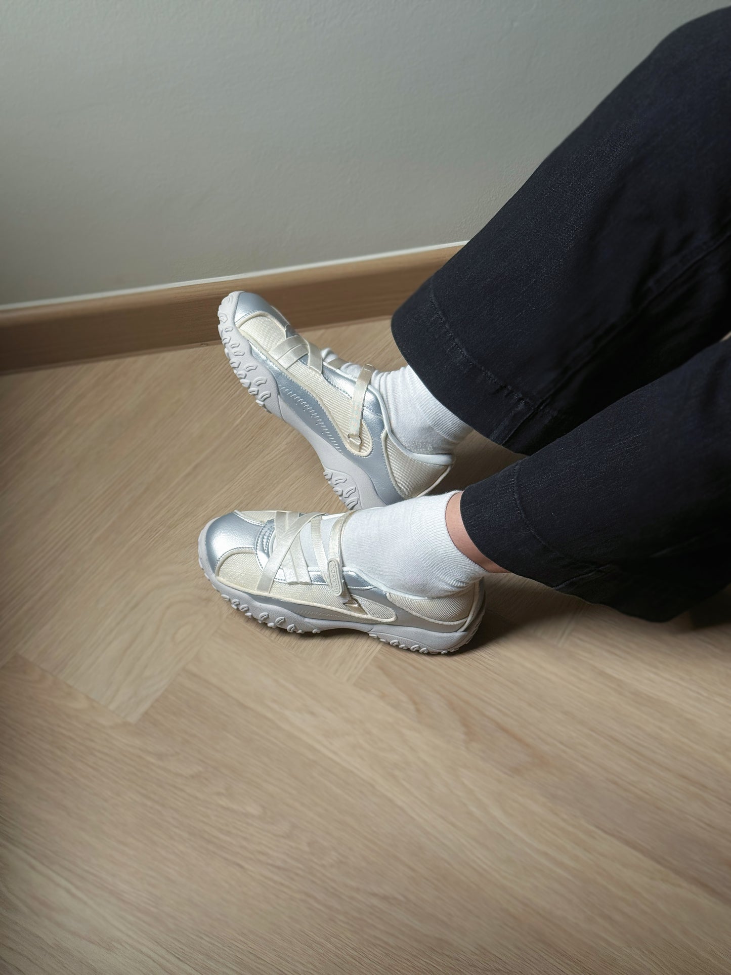 Off Duty Ballet Sneakers (Silver 37 40)