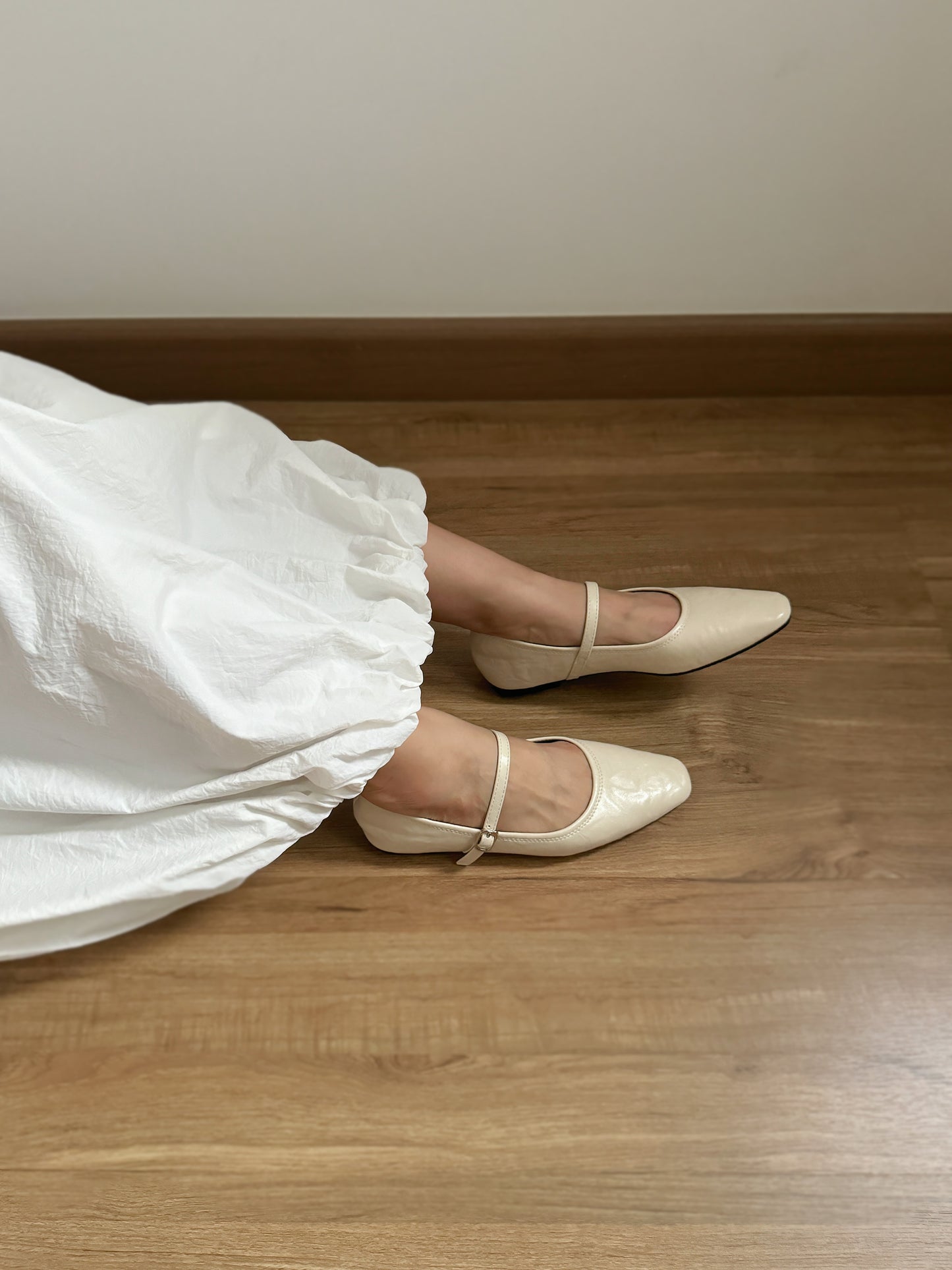 Jolene Mary Jane Flats (Cream White)