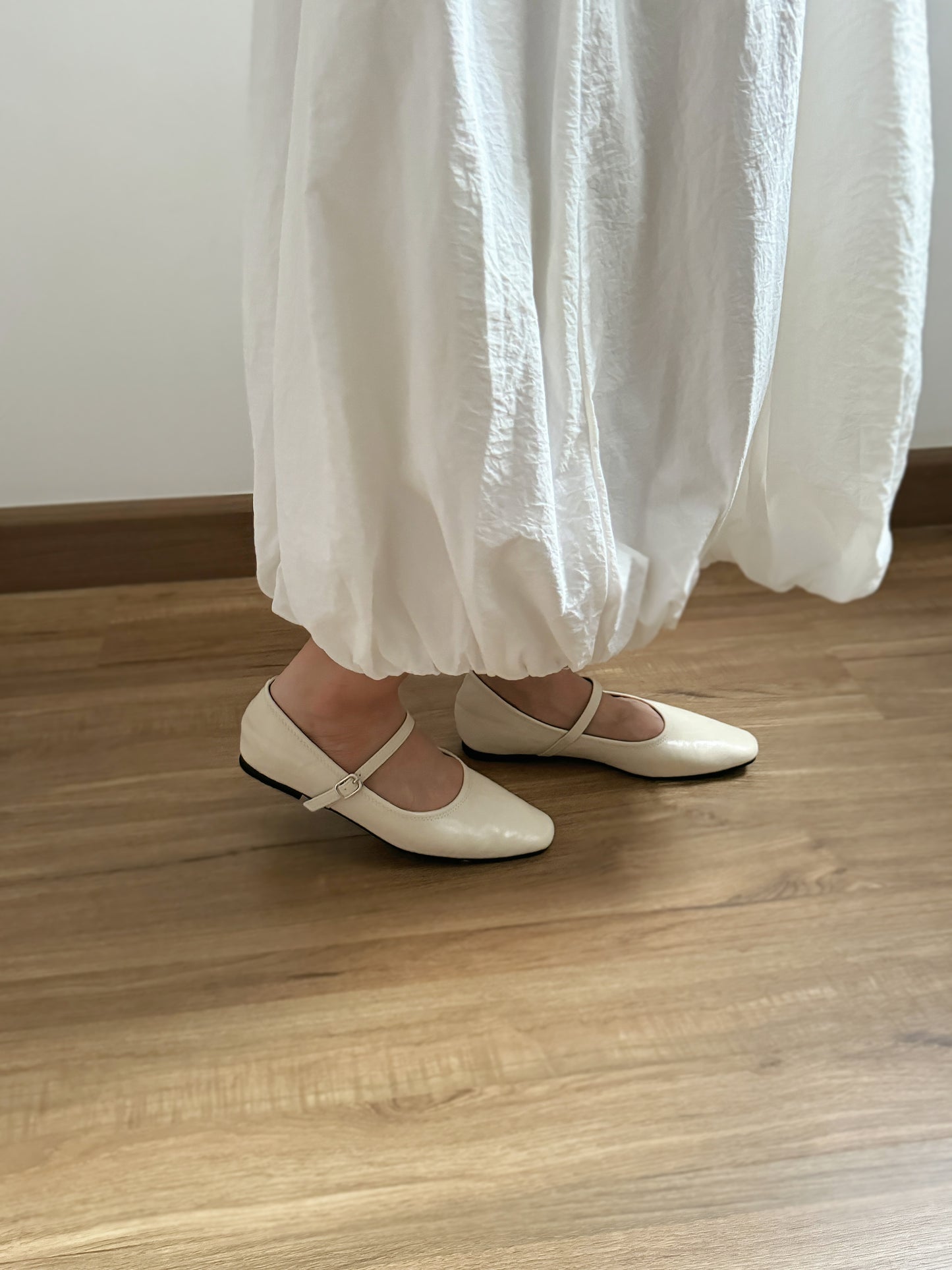 Jolene Mary Jane Flats (Cream White)