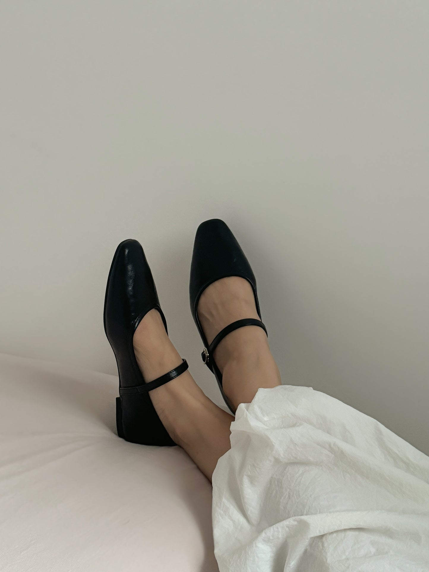 Jolene Mary Jane Flats (Black)