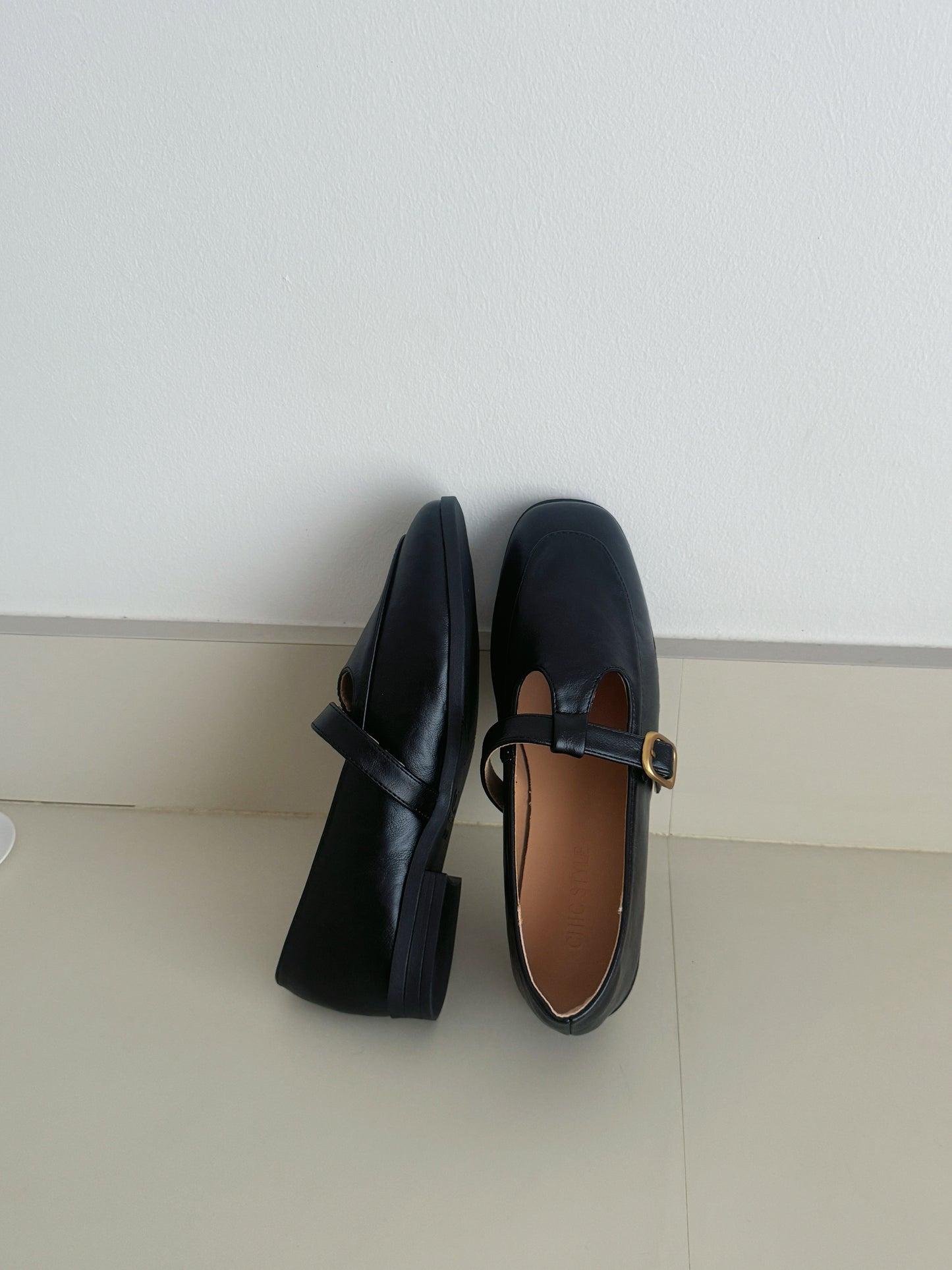 Raven Buckled Flat Loafers (Black)