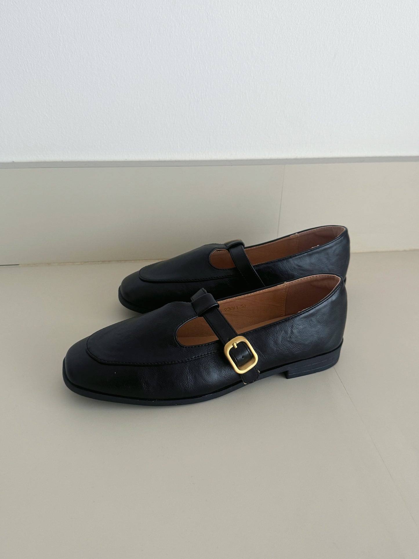 Raven Buckled Flat Loafers (Black)