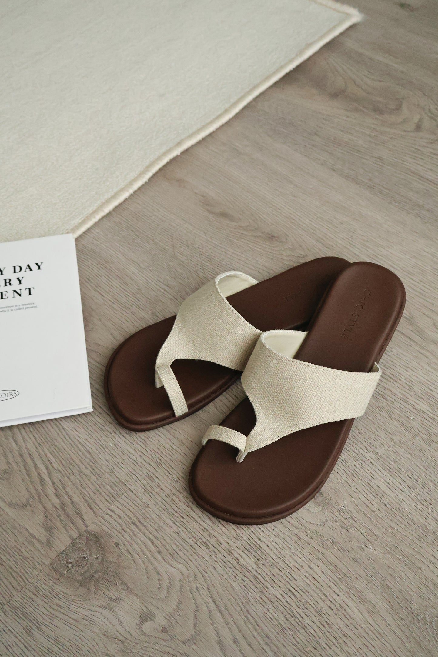 Ashton Ringtoe Sandals (Brown)