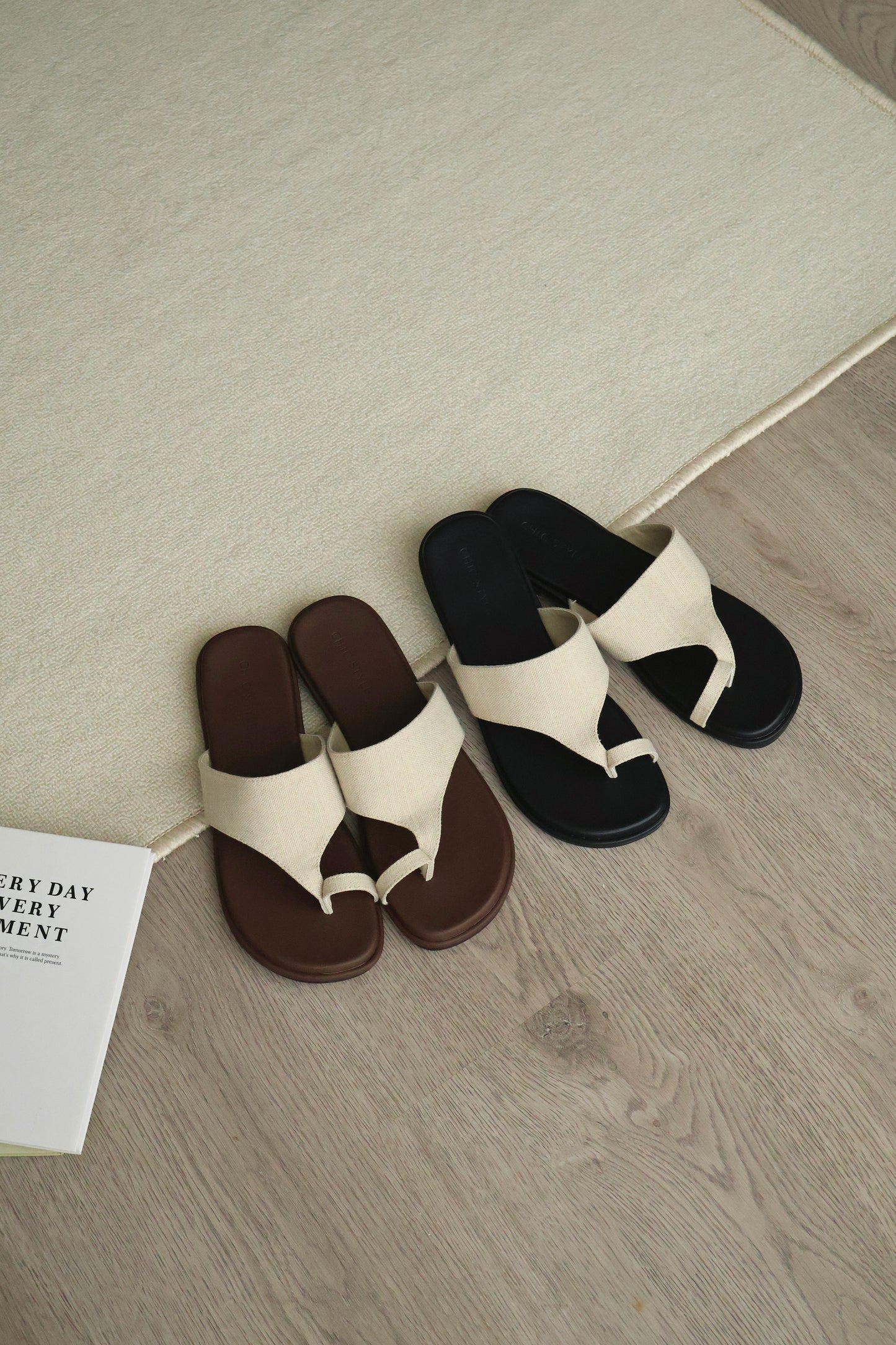 Ashton Ringtoe Sandals (Black)